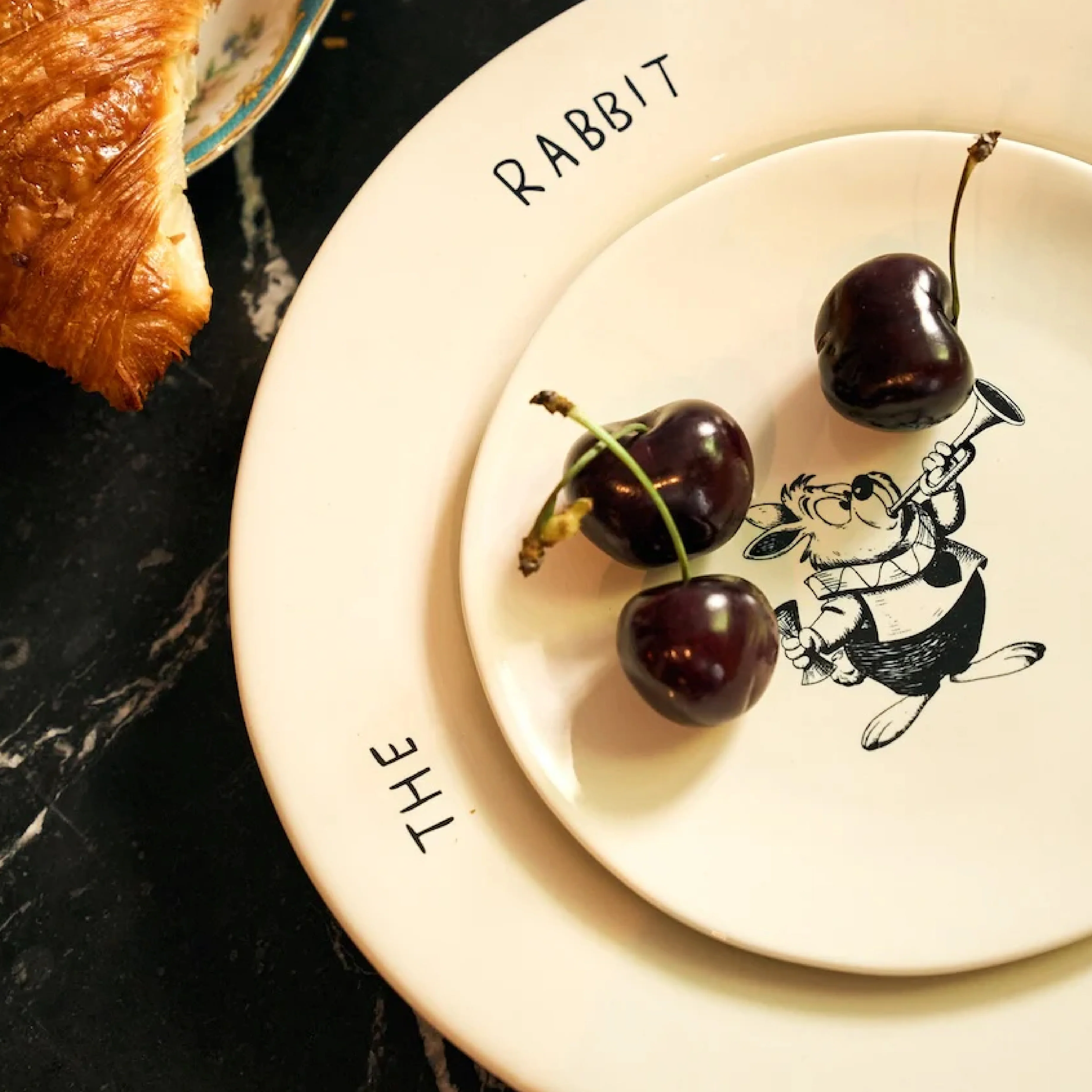 Down the Rabbit Hole Breakfast Plate | Alice in Wonderland Collection | 23cm - Image 2