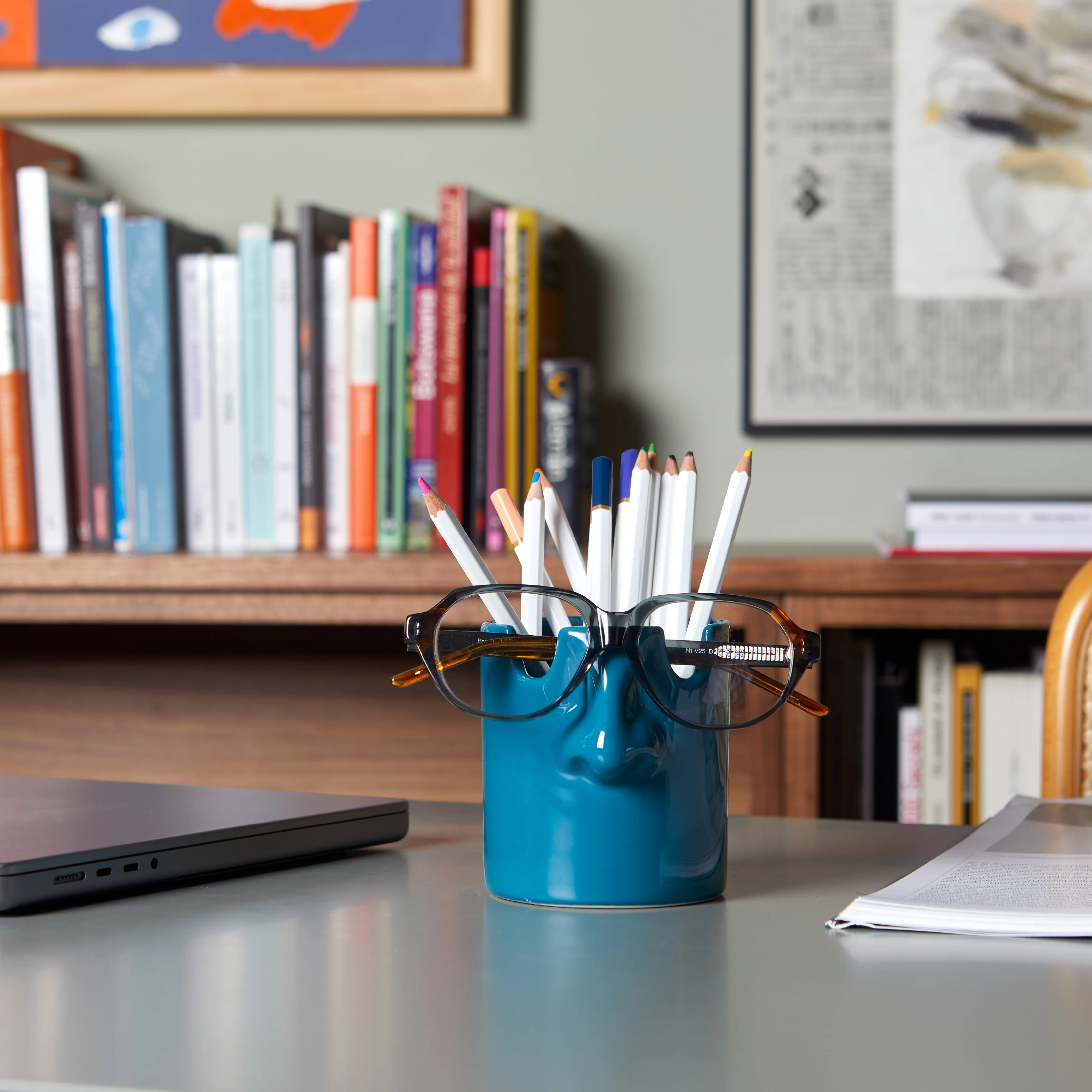 Nosey Buddy Stationery & Glasses Holder | Blue - Image 4