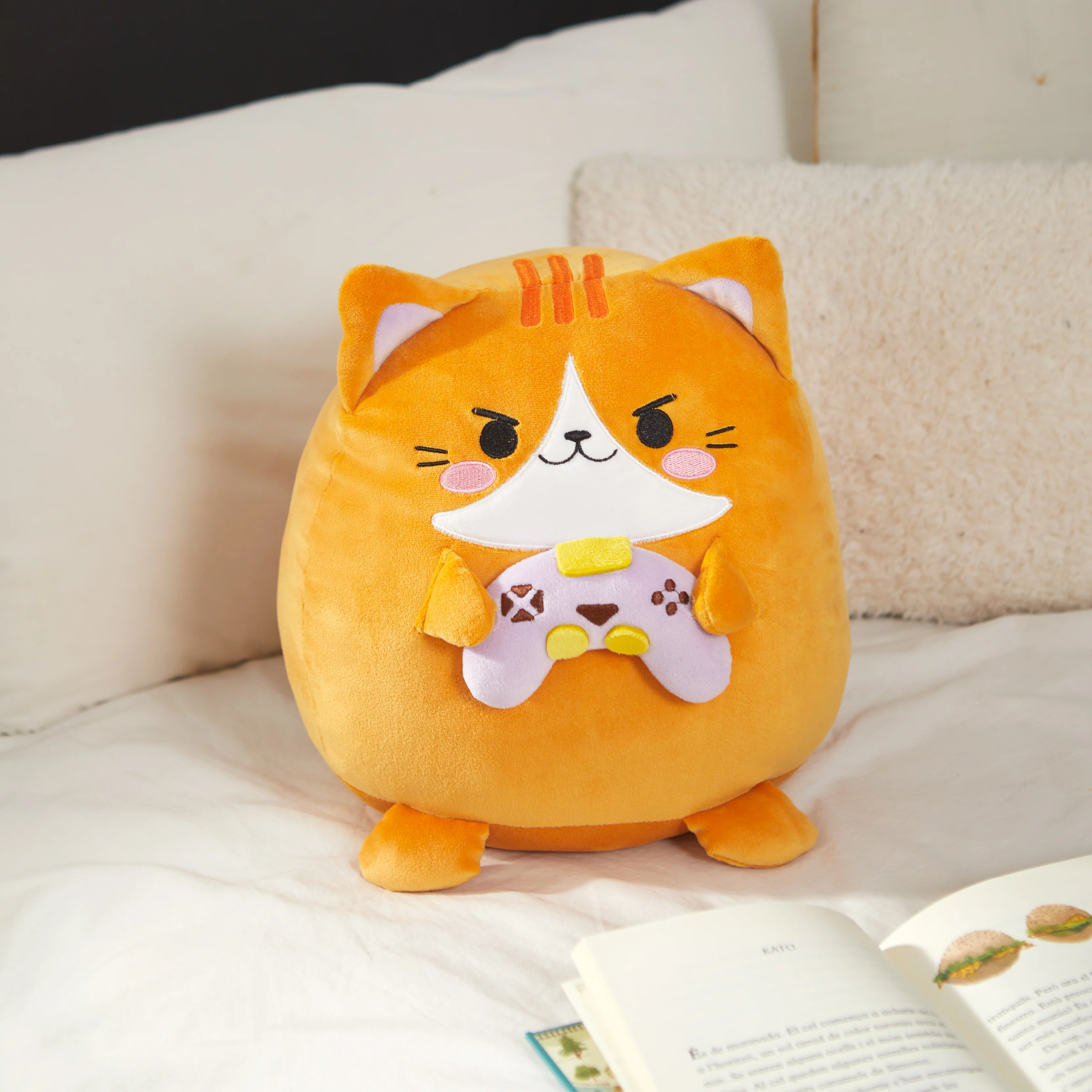 Plush Kawaii Cushion | Gamer Cat - Image 3