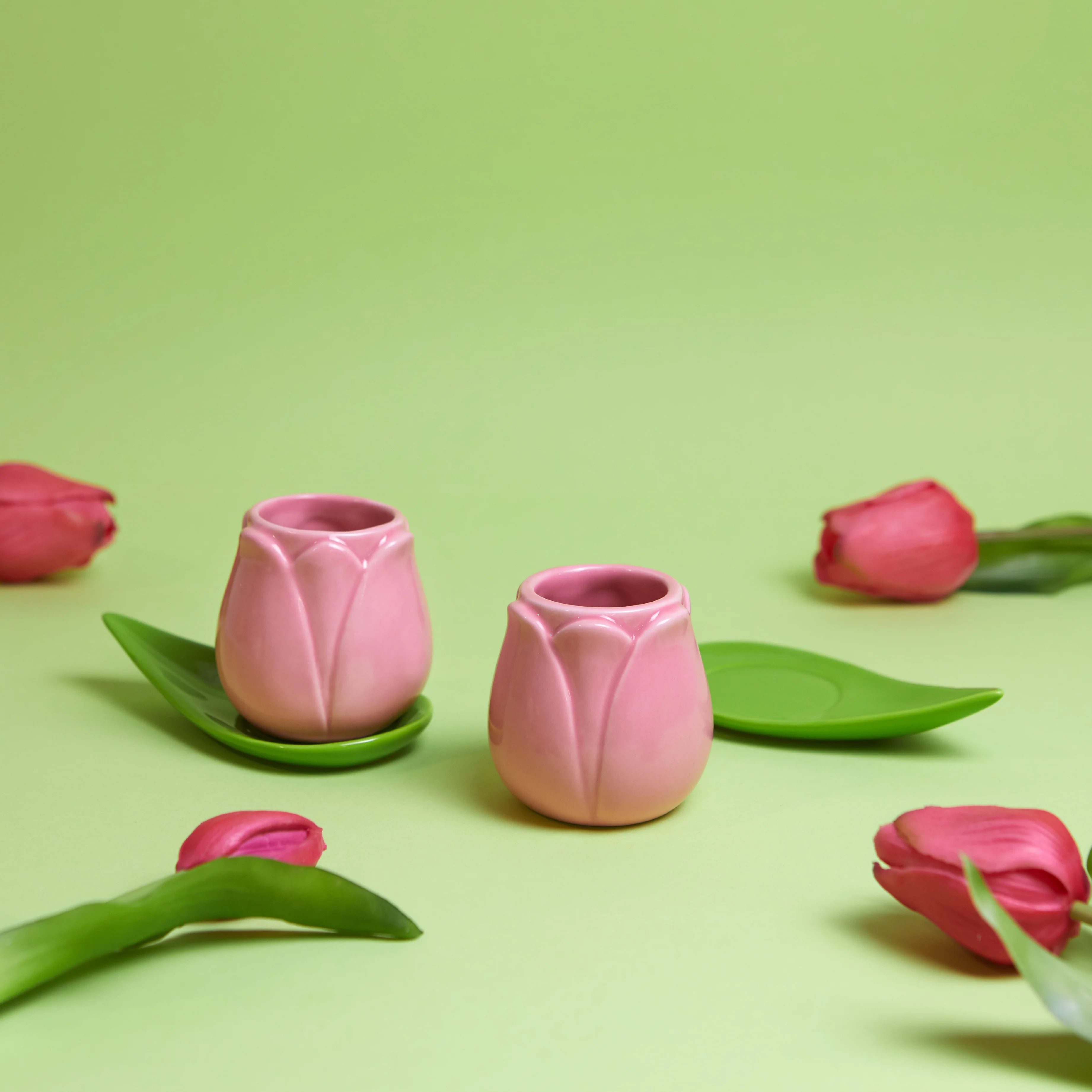 Tulip Espresso Cup & Petal Saucer | Pink | Set of 2 - Image 4