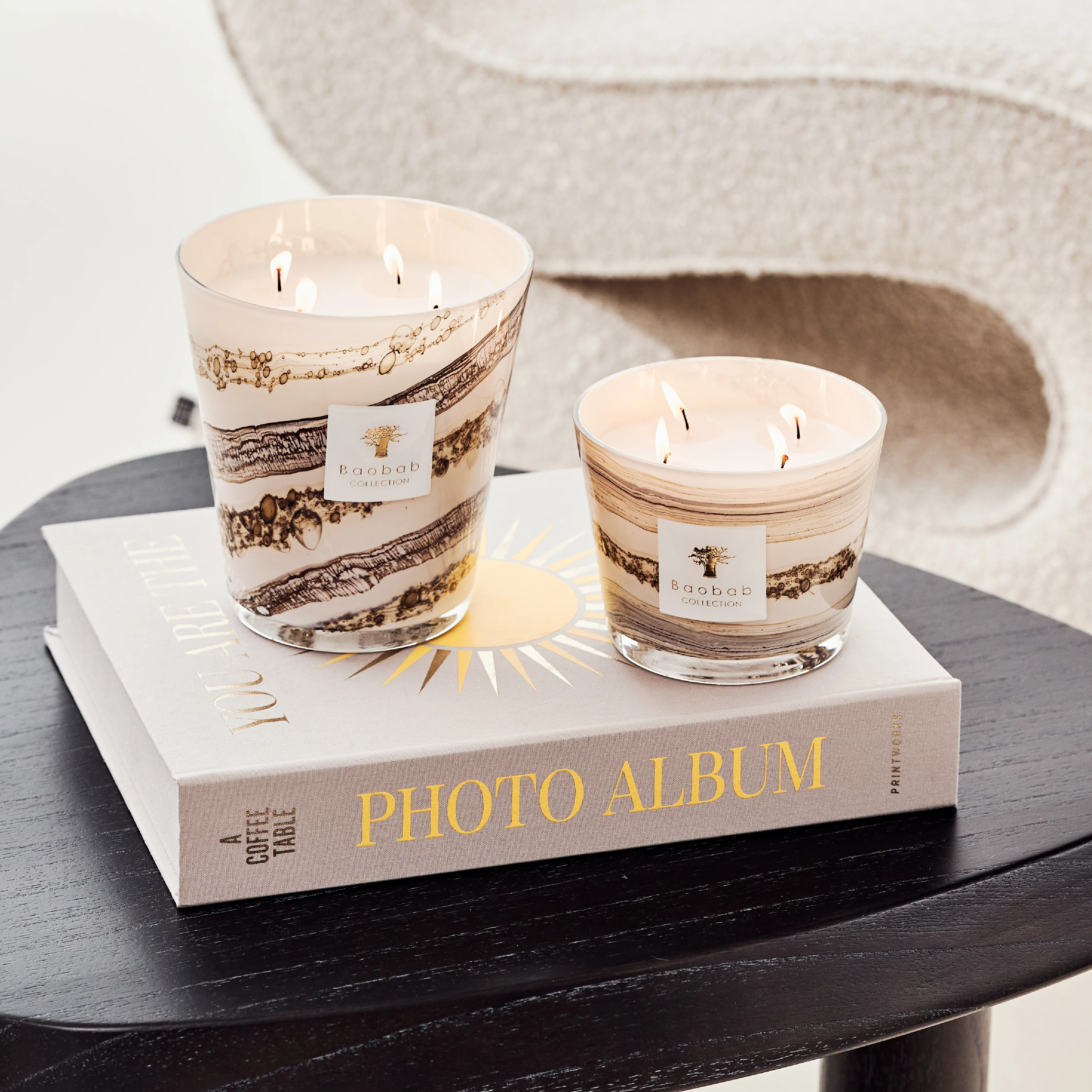 Sand Siloli Scented Candle | Cedarwood, Tonka Bean, Green Lemon | Max 10 - Image 2