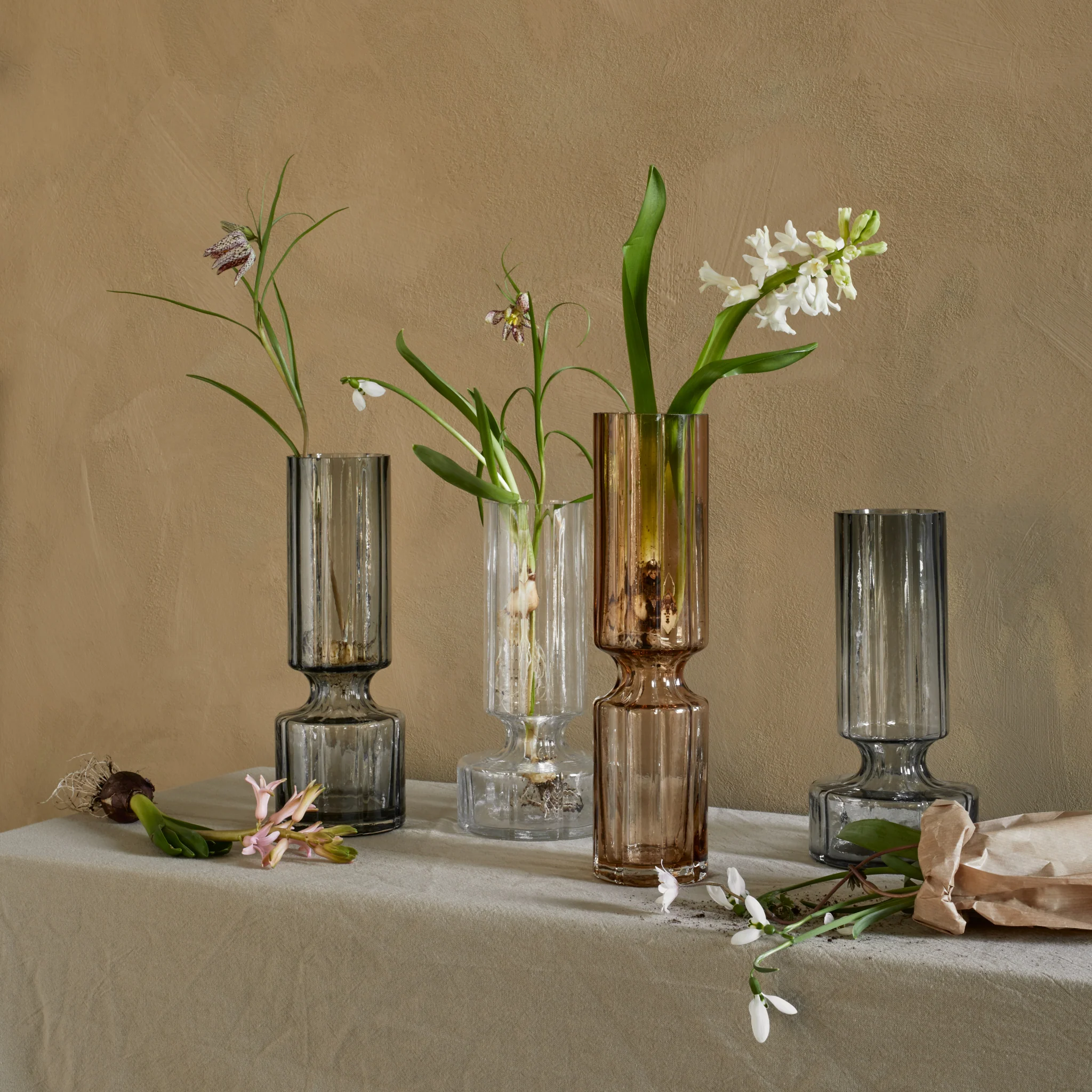 Small Mouthblown Glass Vase | Hyacint | Smoked Pearl - Image 2
