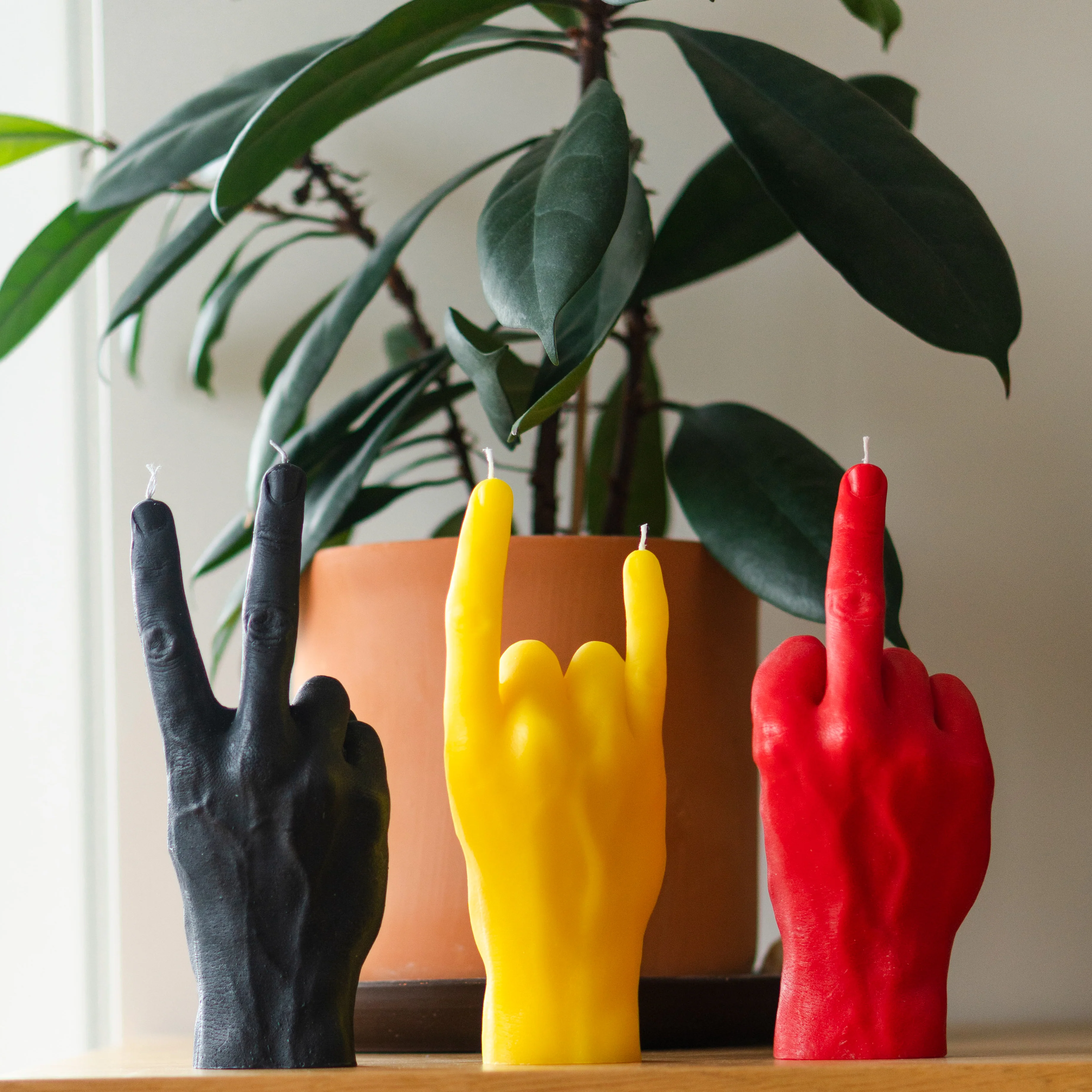 'You Rock' Candle | Yellow - Image 3