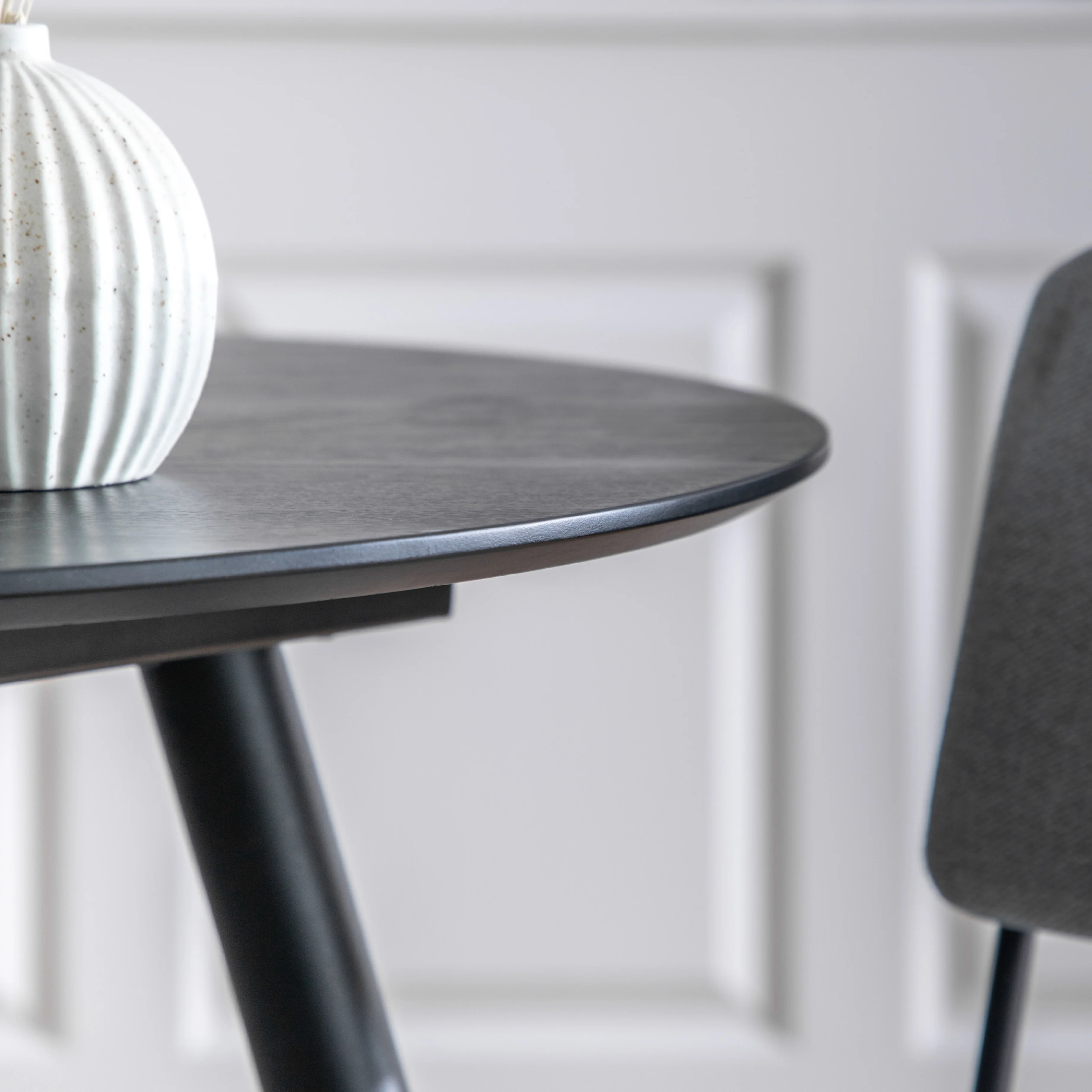 Astley Round Dining Table | Black - Image 2