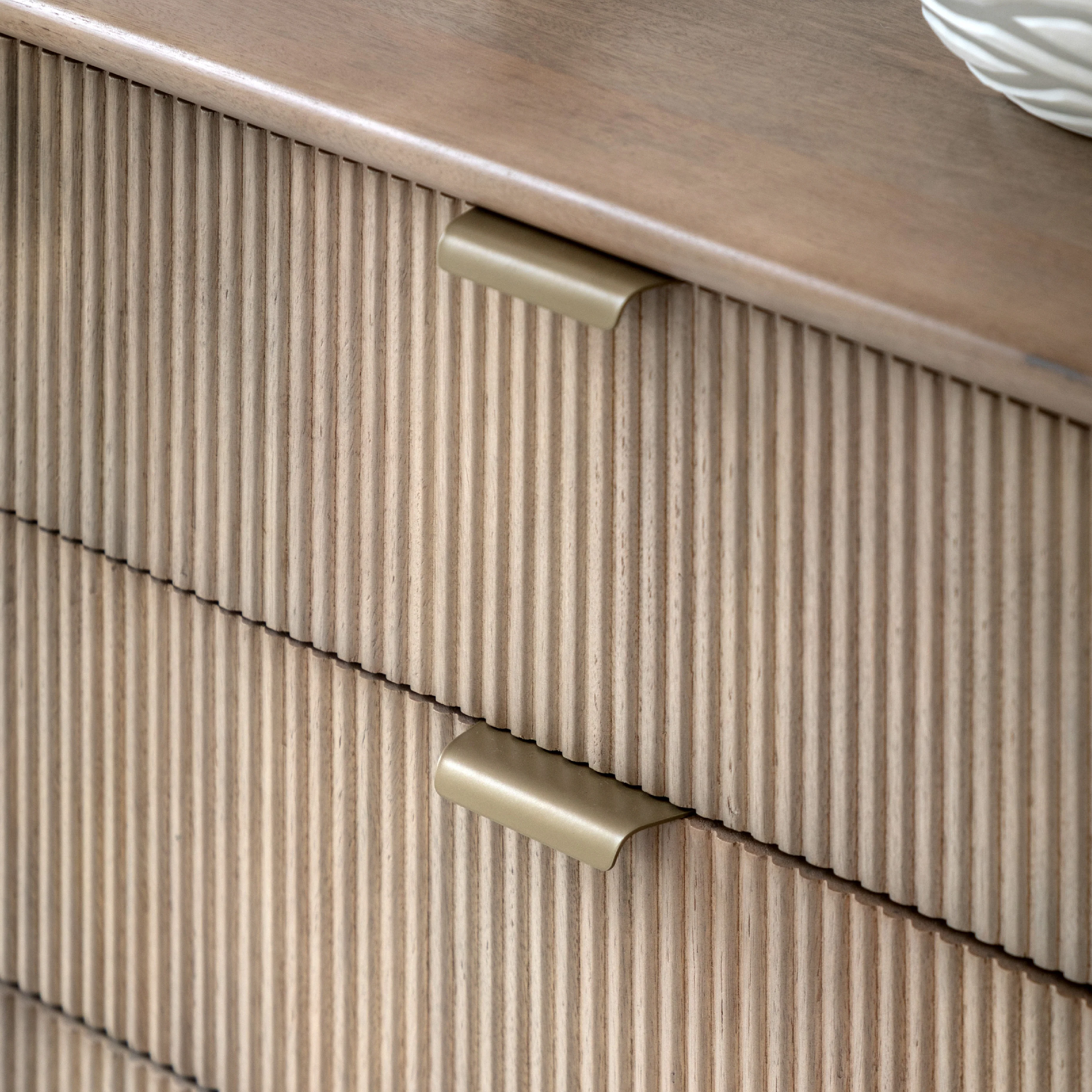 Colonna Flued 6 Drawer Chest | Mango Wood - Image 2