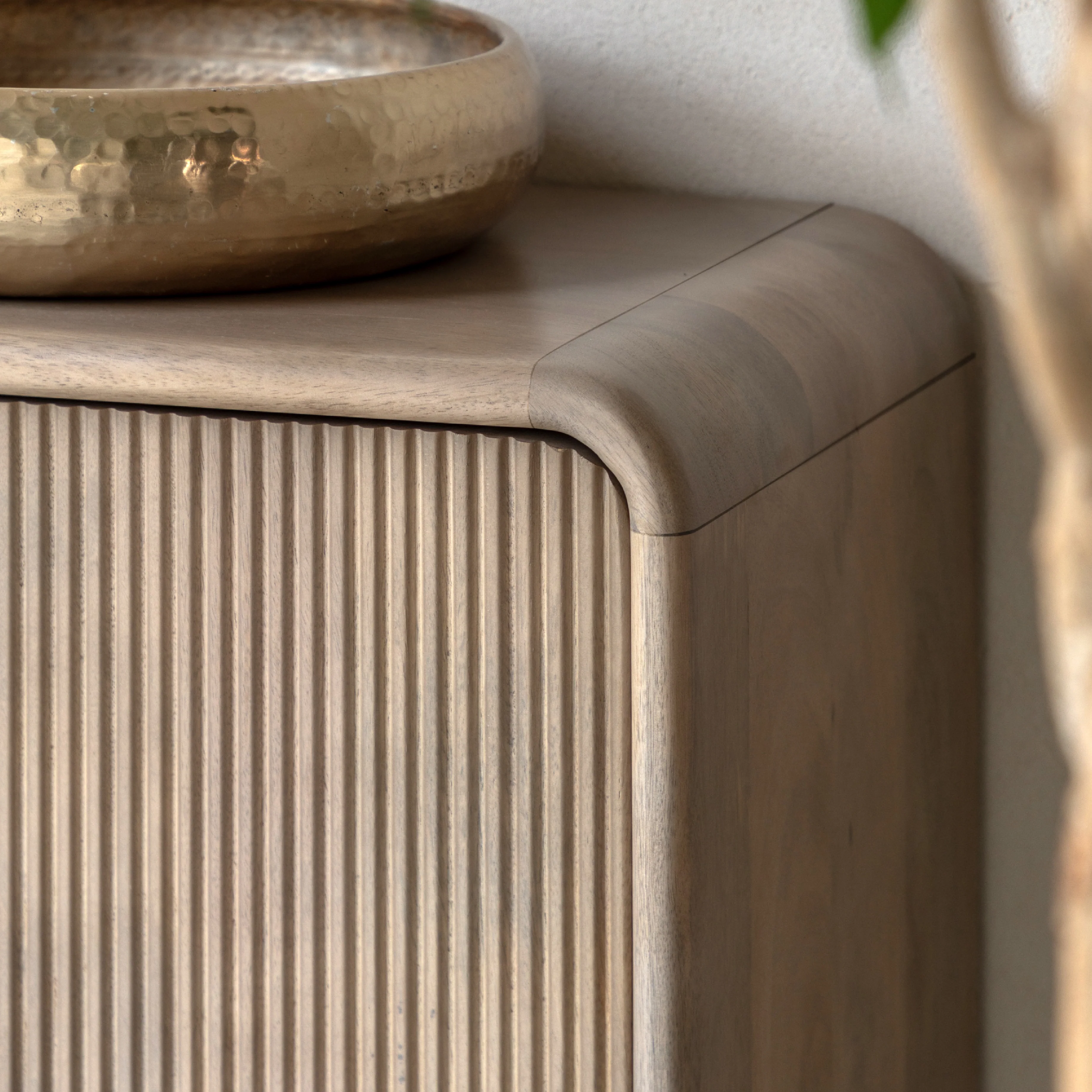 Colonna Fluted 3 Door Sideboard | Mango Wood - Image 2