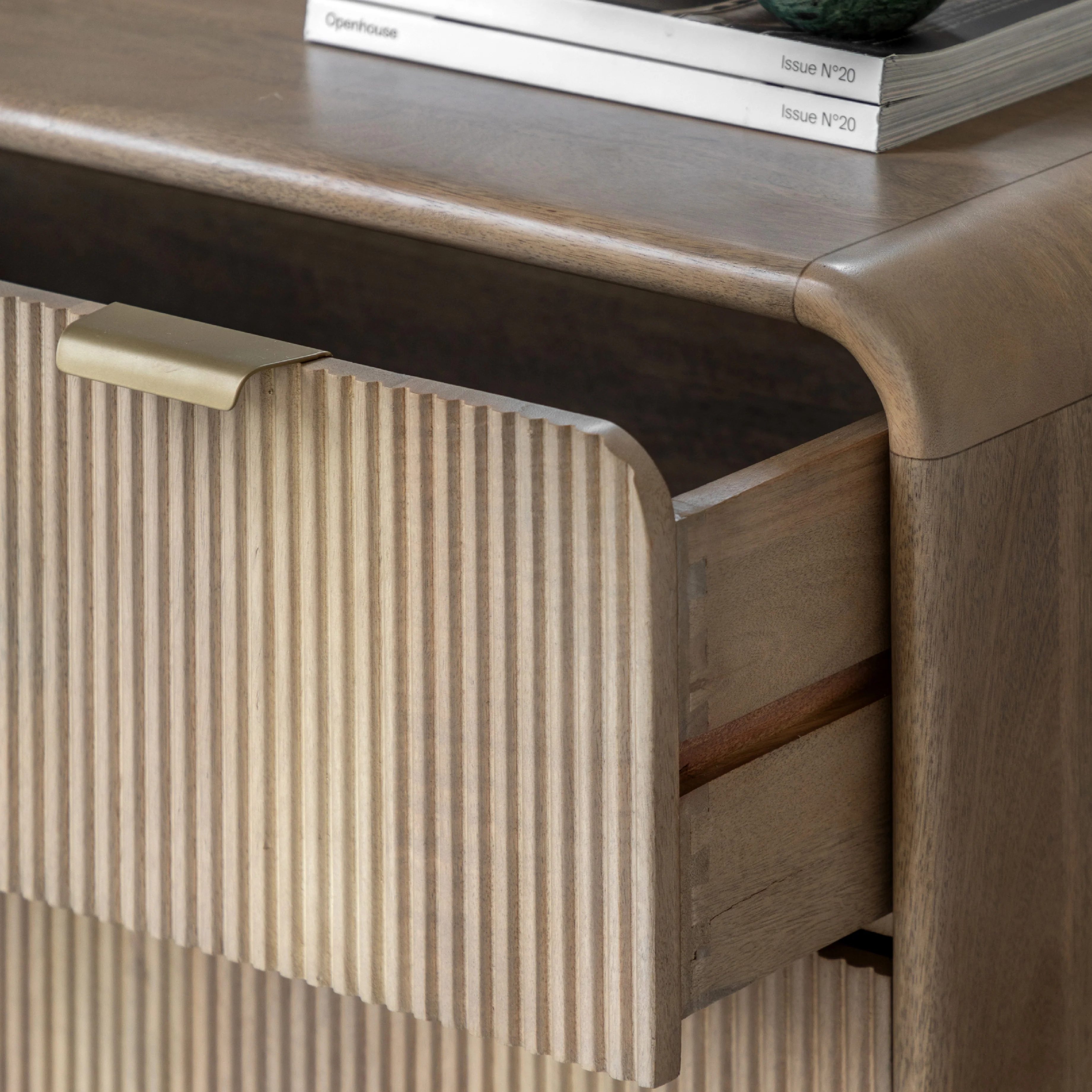 Colonna Fluted 3 Drawer Chest | Mango Wood - Image 2