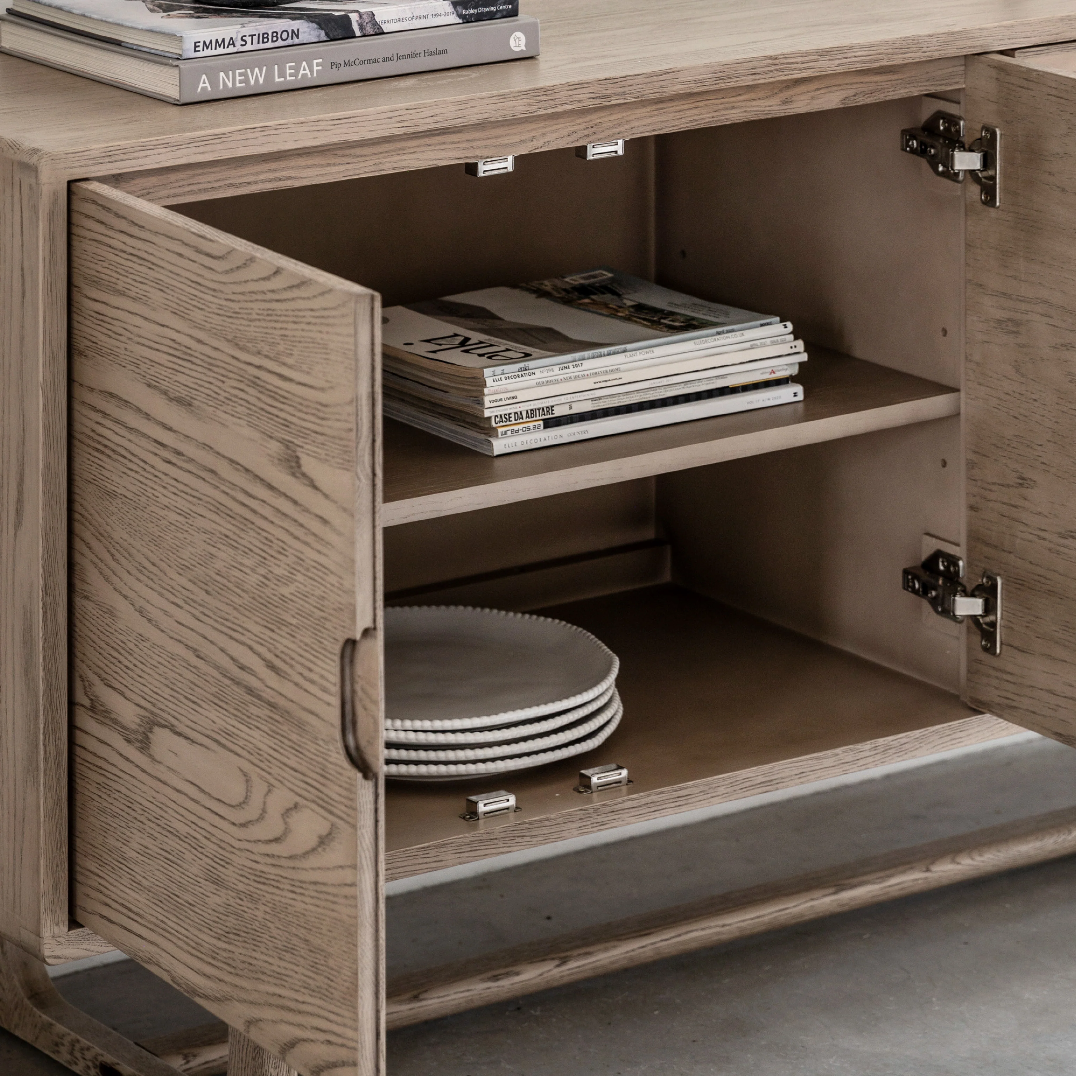 Craft 4 Door Oak Sideboard | Smoked - Image 2
