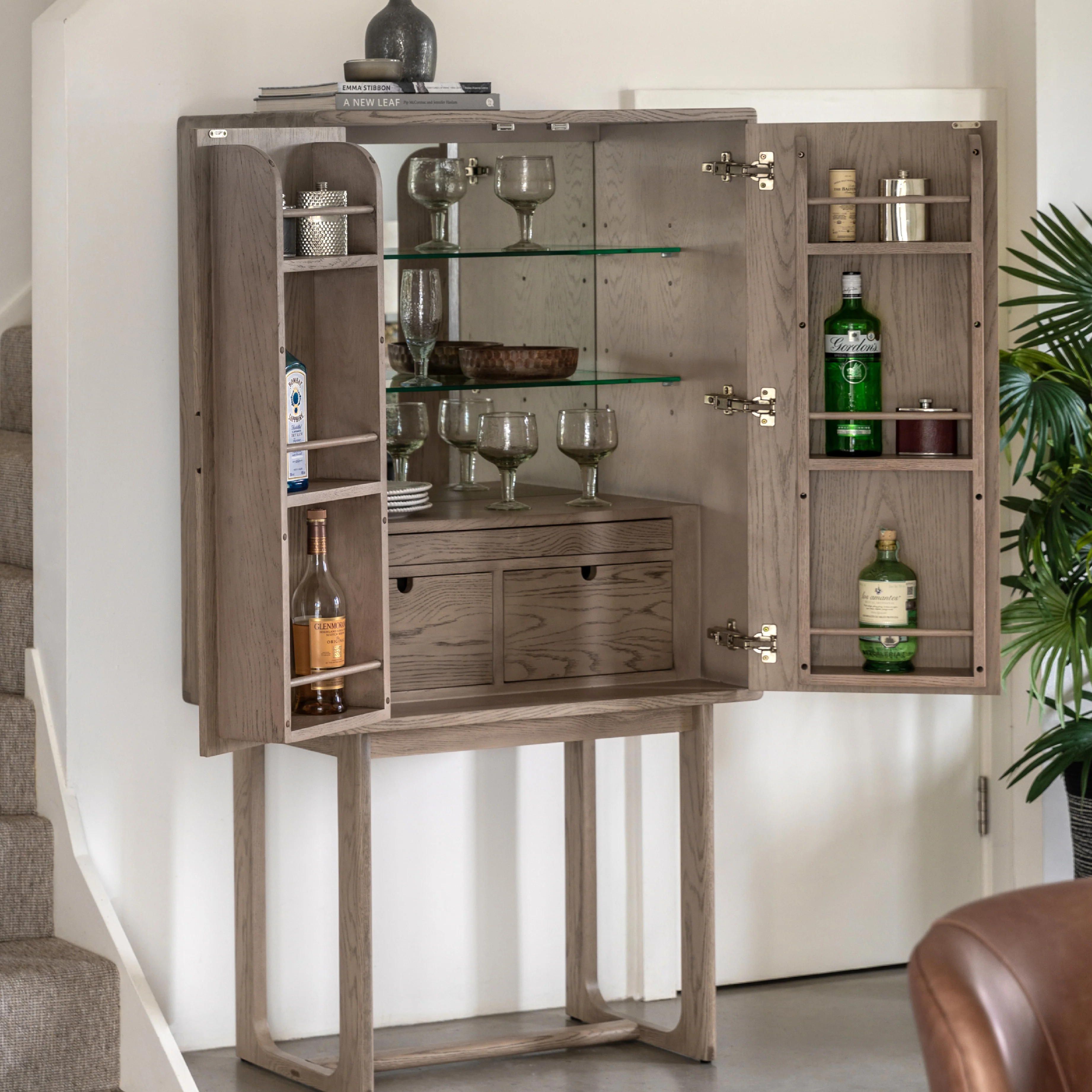 Craft Oak Cocktail Cabinet | Smoked - Image 2