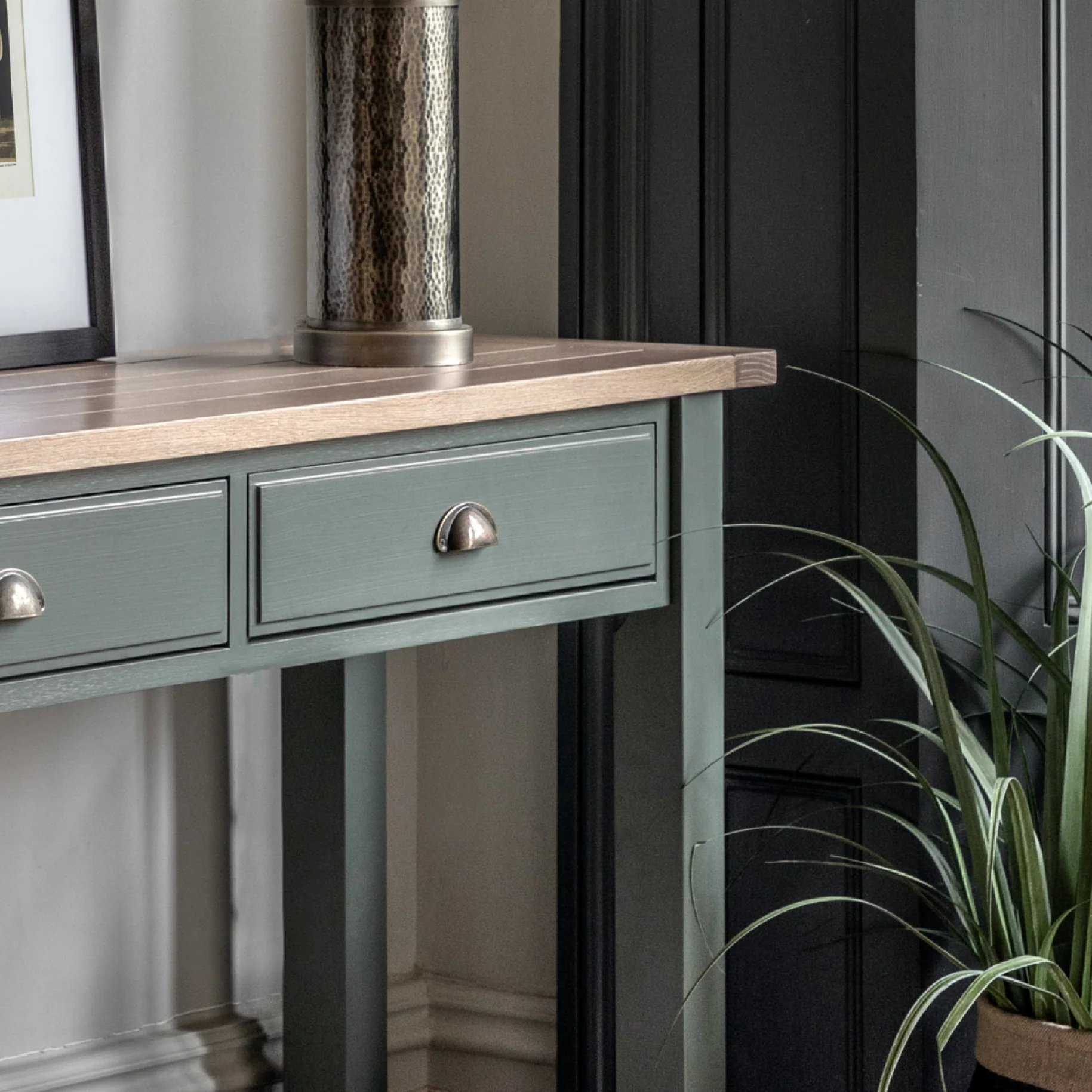 Eton Farmhouse 2 Drawer Console Table | Moss - Image 2