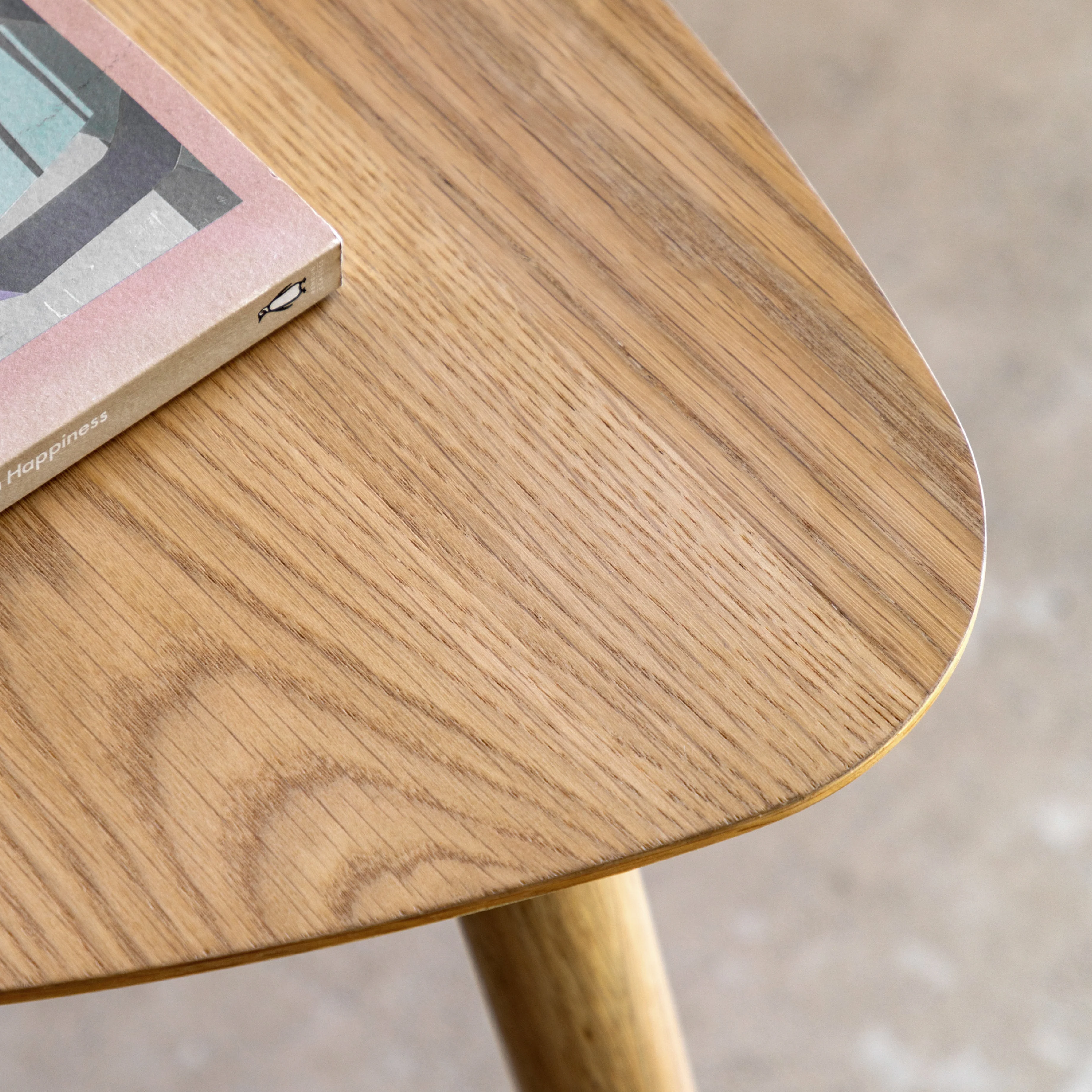 Hatfield Triangular Side Table | Natural Oak - Image 2
