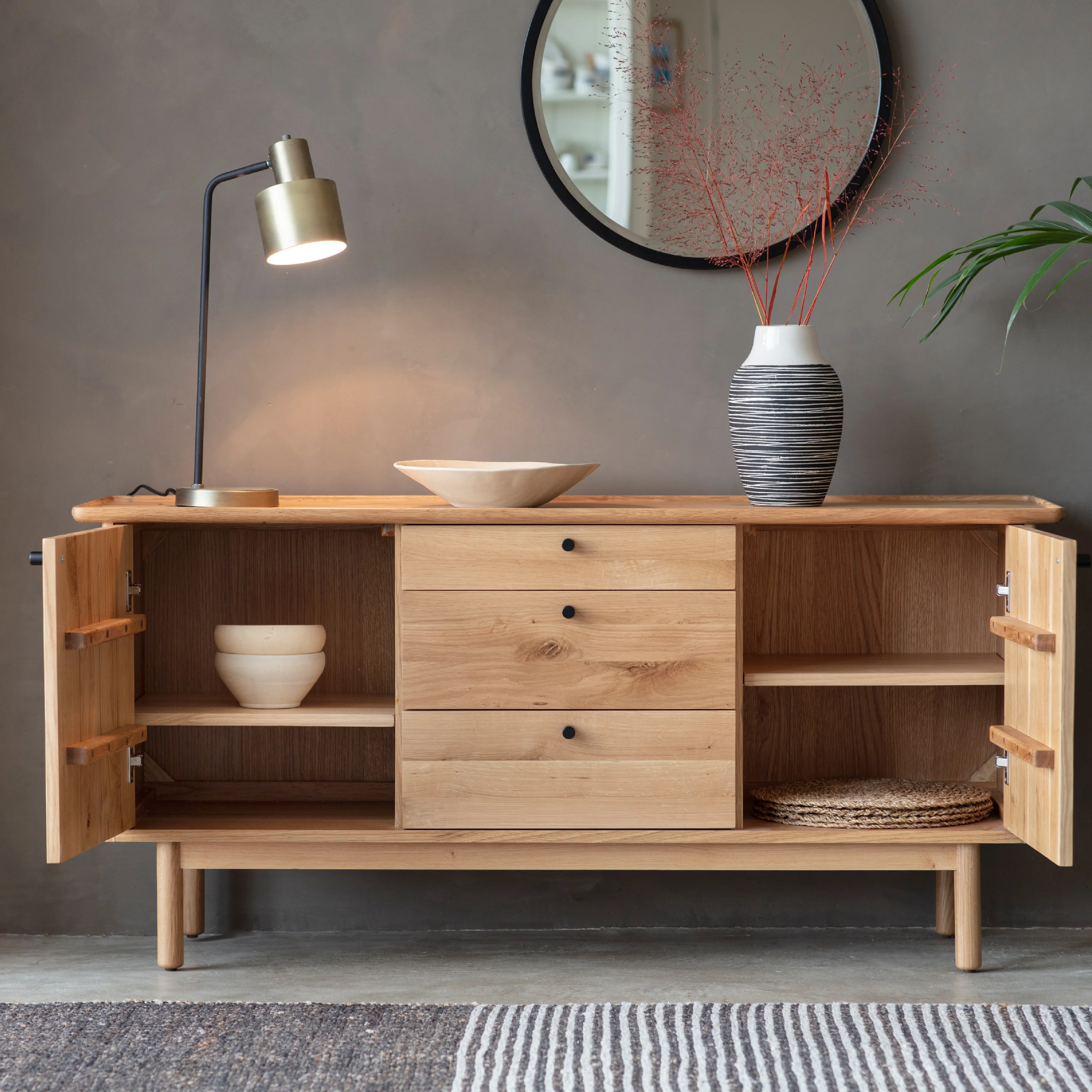 Kingham 3 Drawer Oak Sideboard | Natural - Image 2