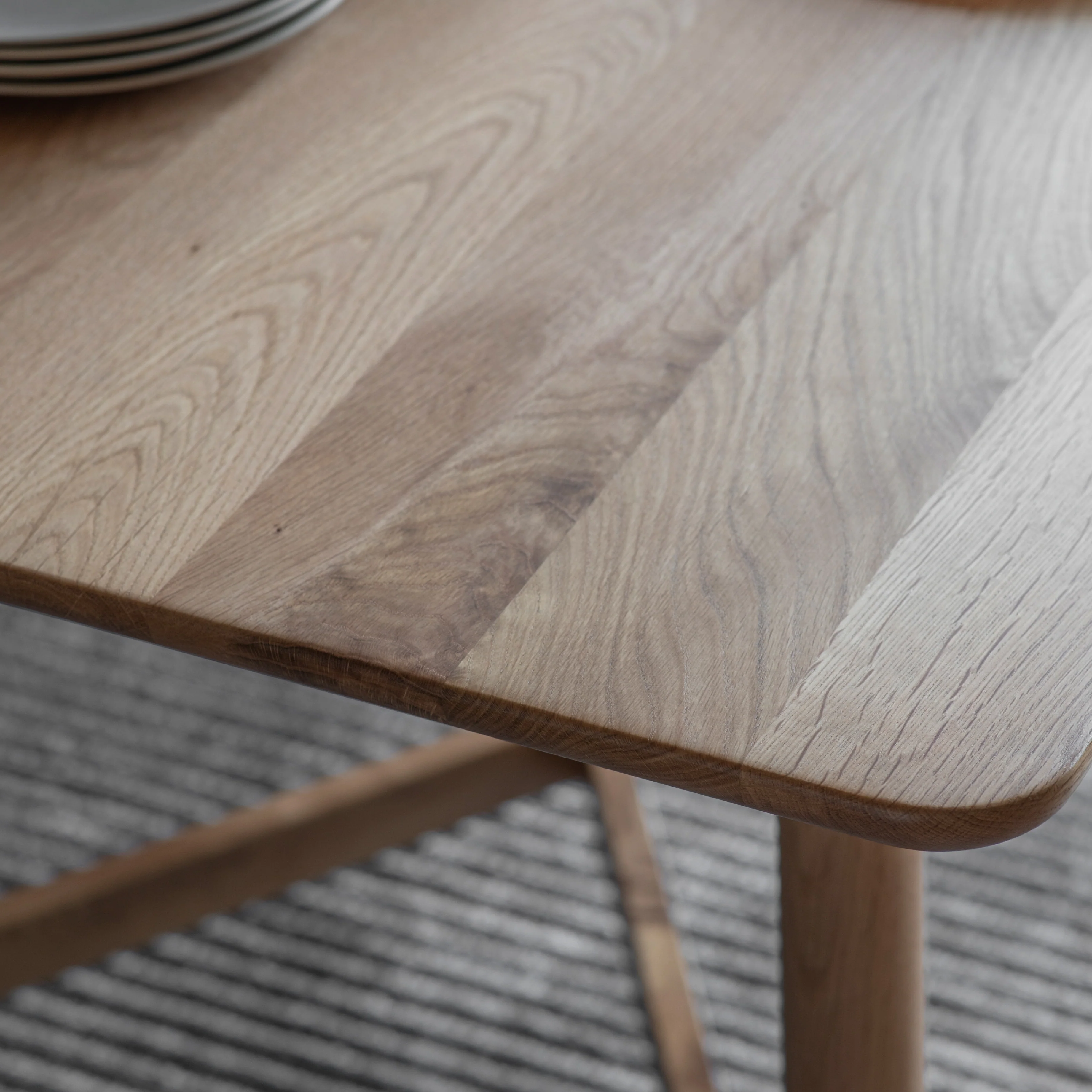 Kingham Oak Dining Table | Natural - Image 5