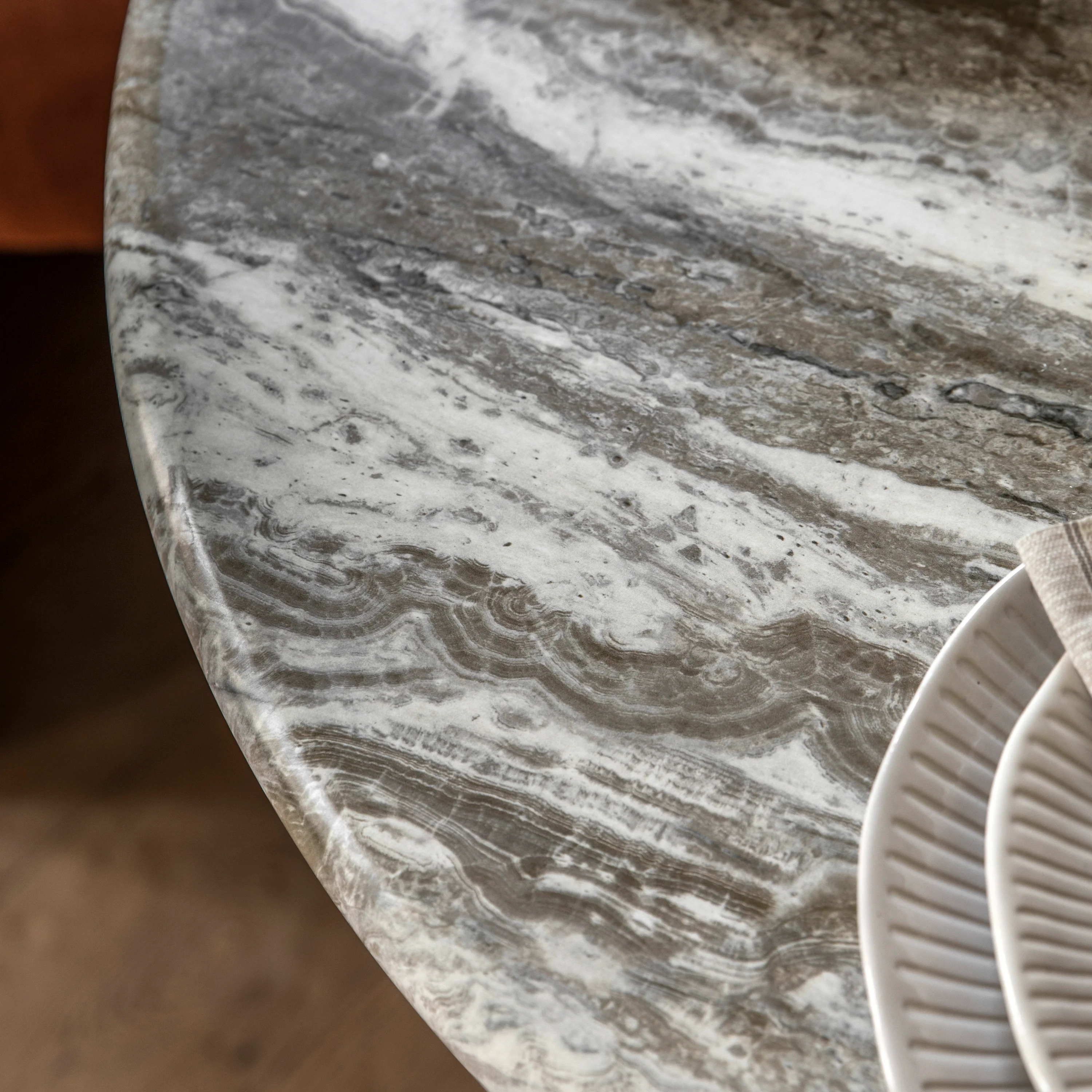 Lusso Faux Marble Top Round Dining Table | Brass - Image 4