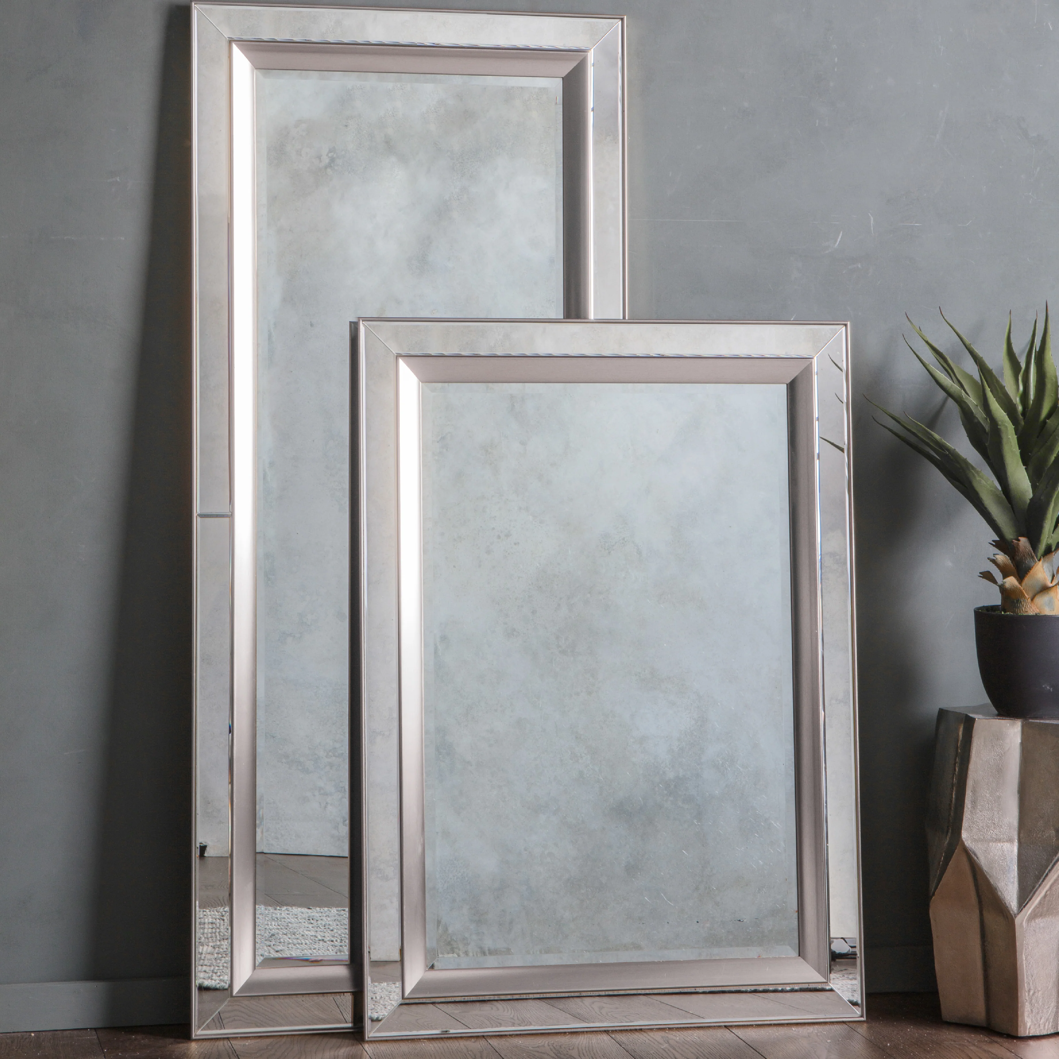 Madrid Bevelled Leaner Mirror | Silver | Large - Image 2
