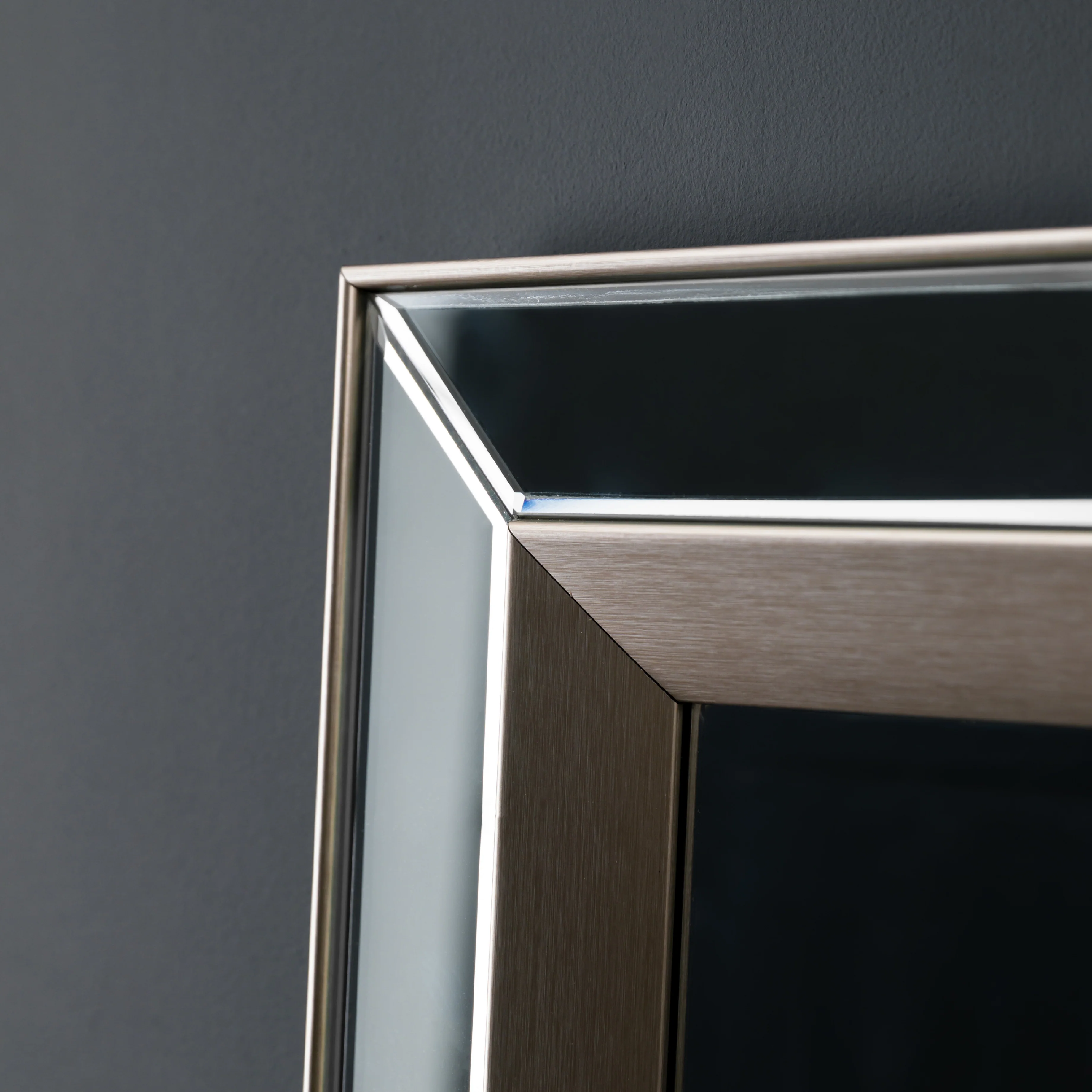 Madrid Bevelled Leaner Mirror | Silver | Large - Image 4