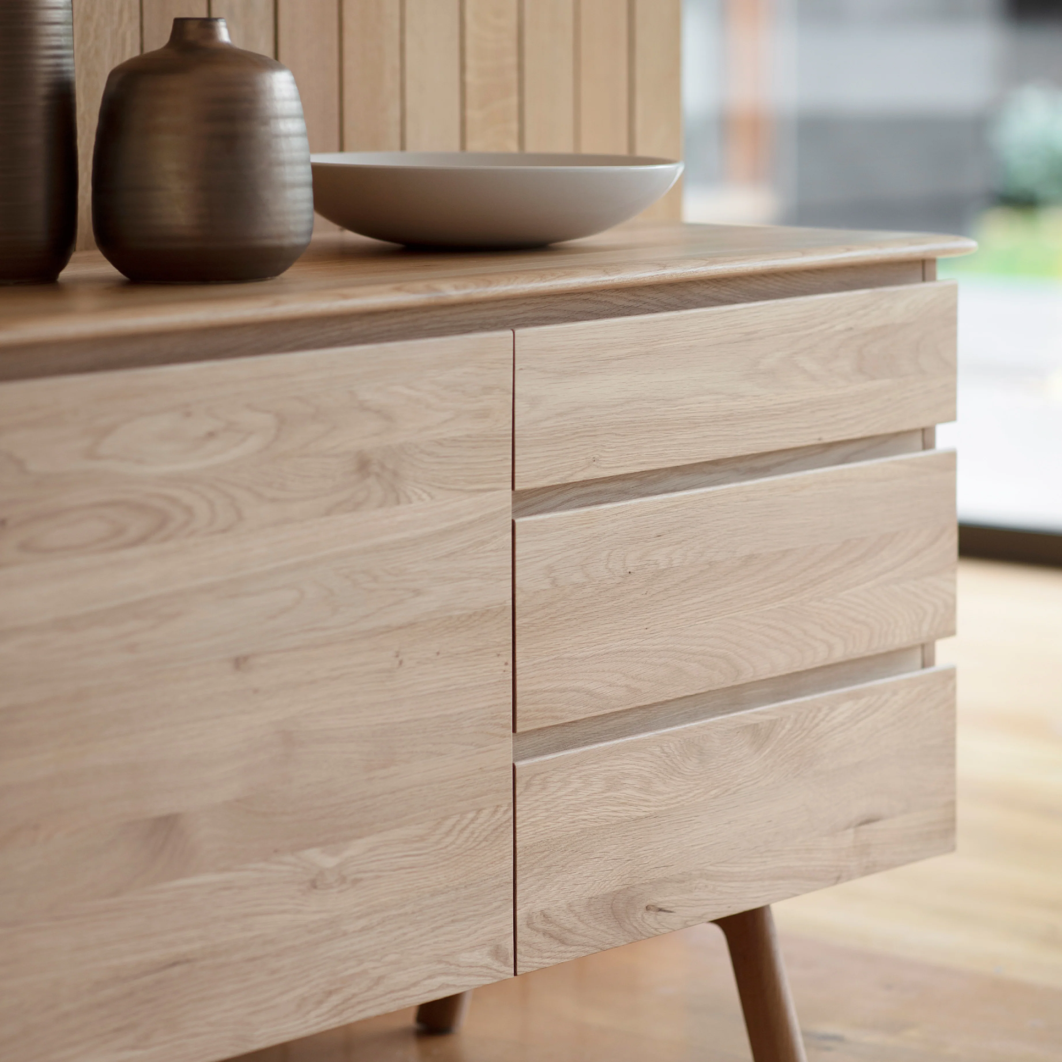 Madrid Mid-Century Scandi 3 Drawer Sideboard | Oak - Image 2