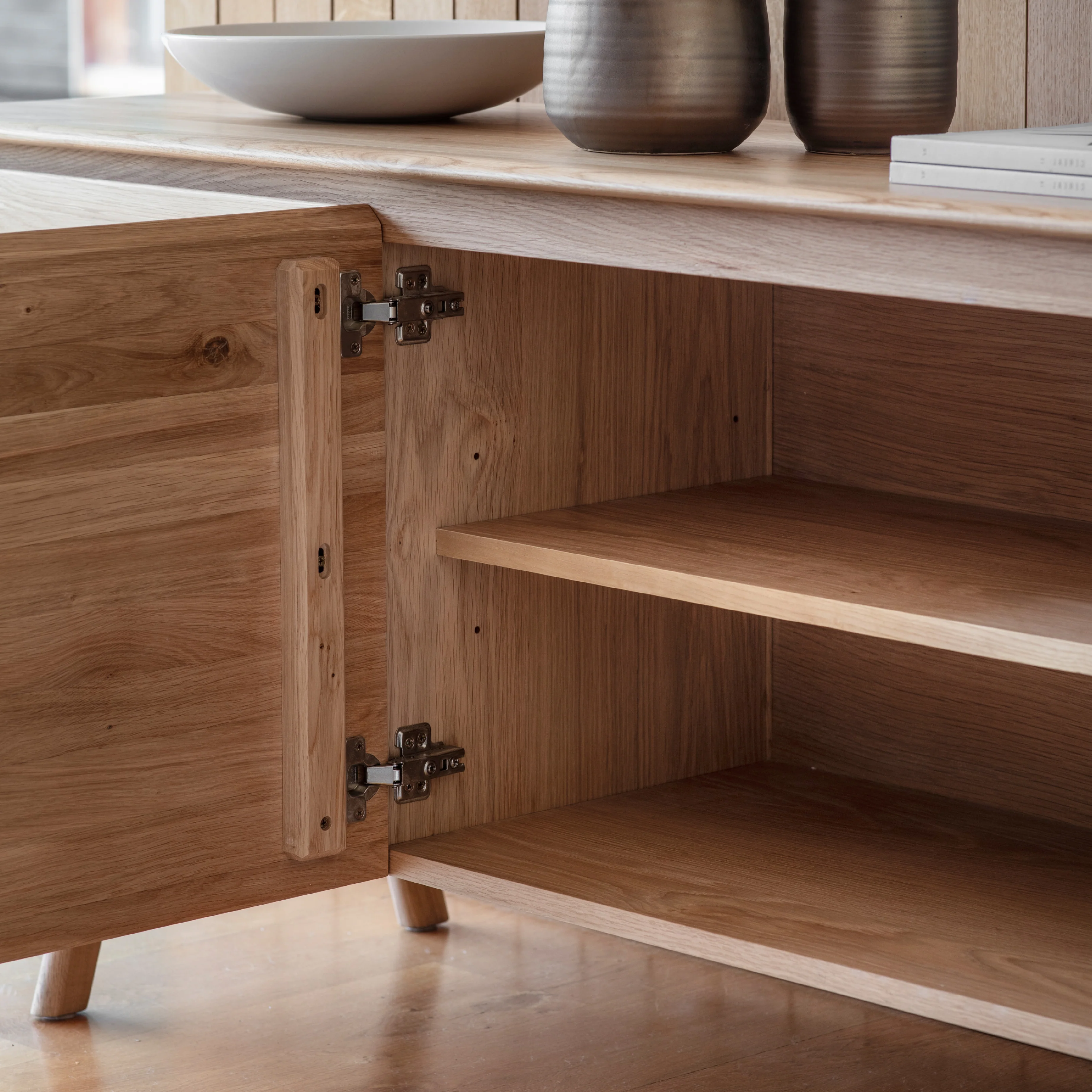 Madrid Mid-Century Scandi 3 Drawer Sideboard | Oak - Image 5