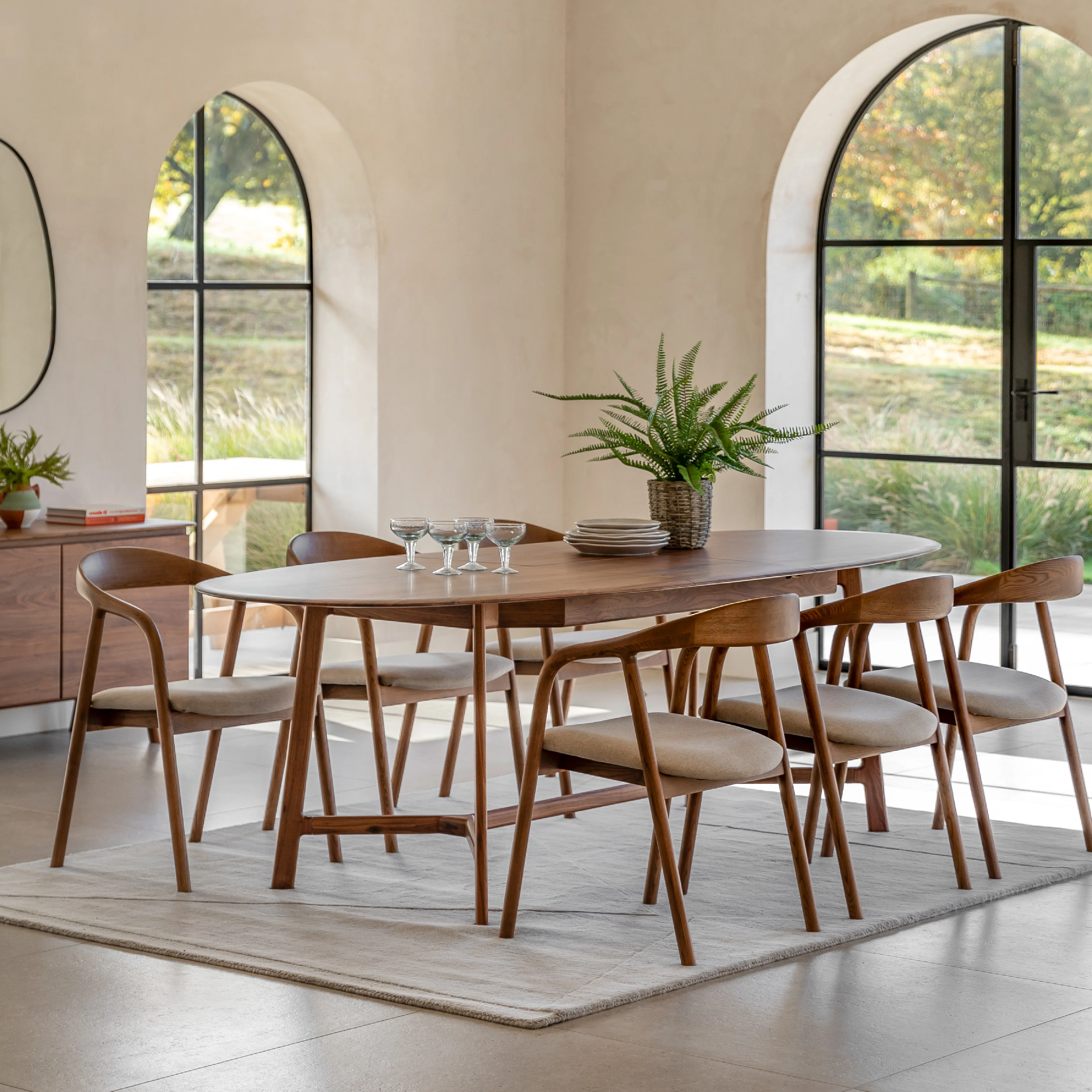 Madrid Mid-Century Scandi Extending Dining Table | Walnut