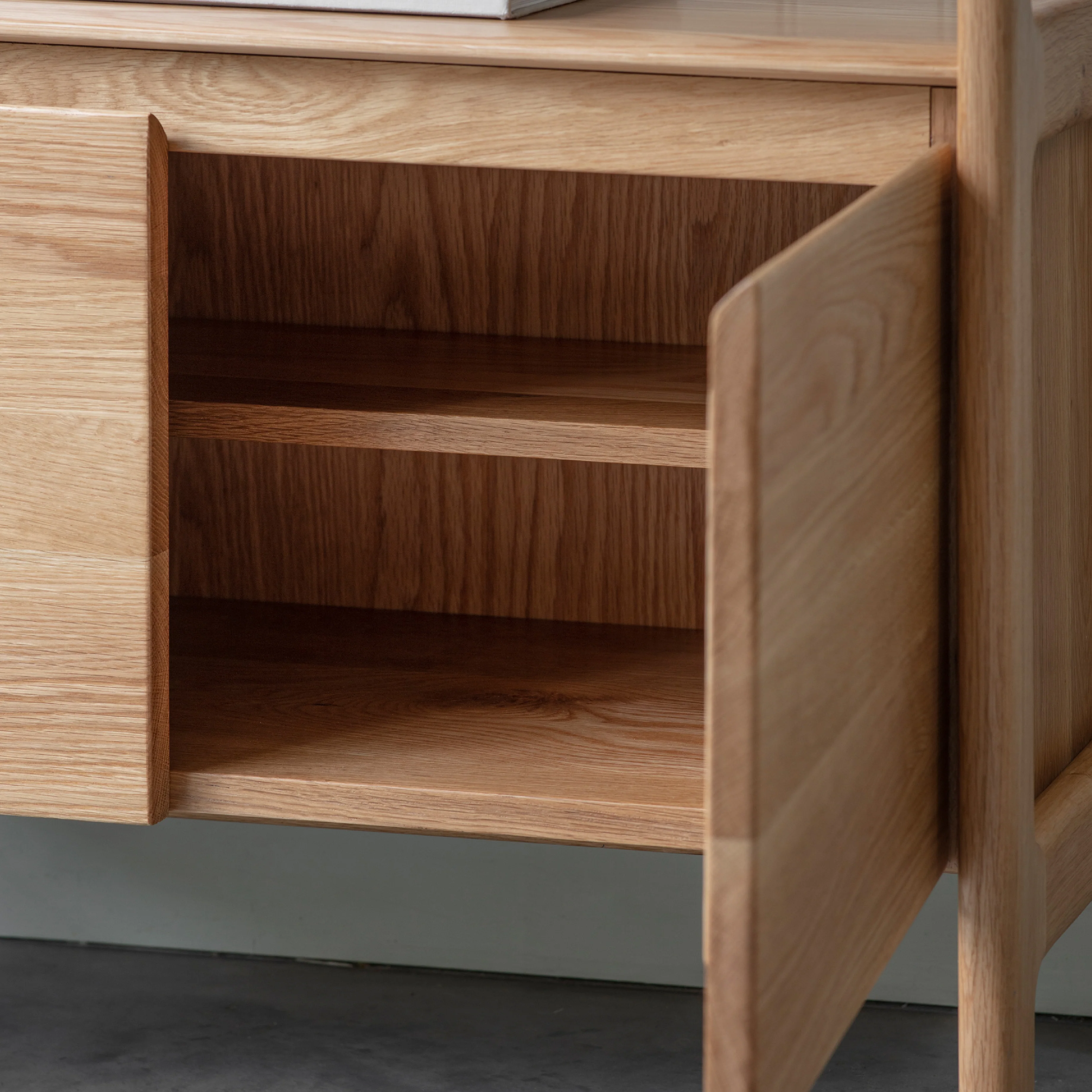 Madrid Mid-Century Scandi Open Display Unit | Oak - Image 2