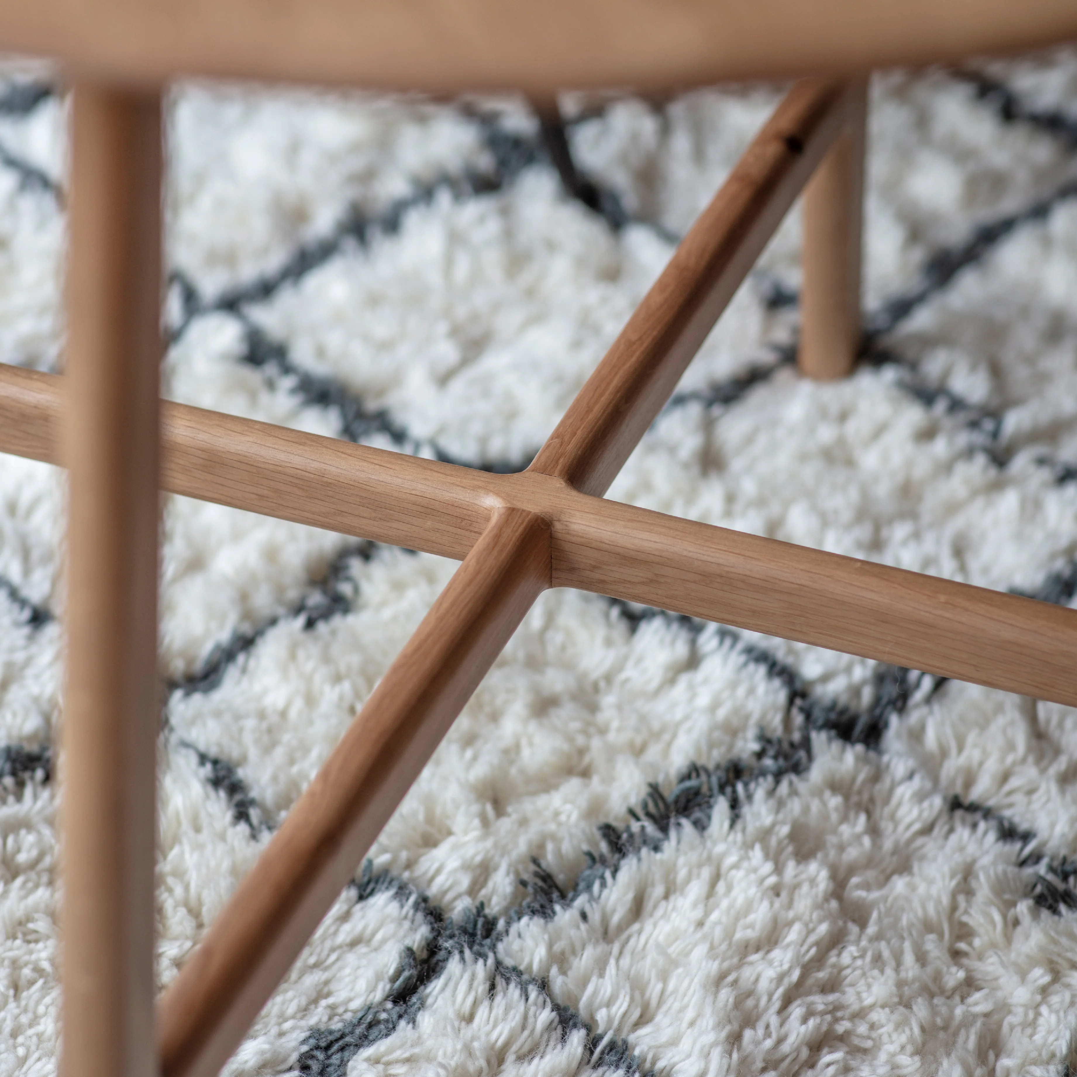 Madrid Round Mid-Century Scandi Dining Table | Oak - Image 5