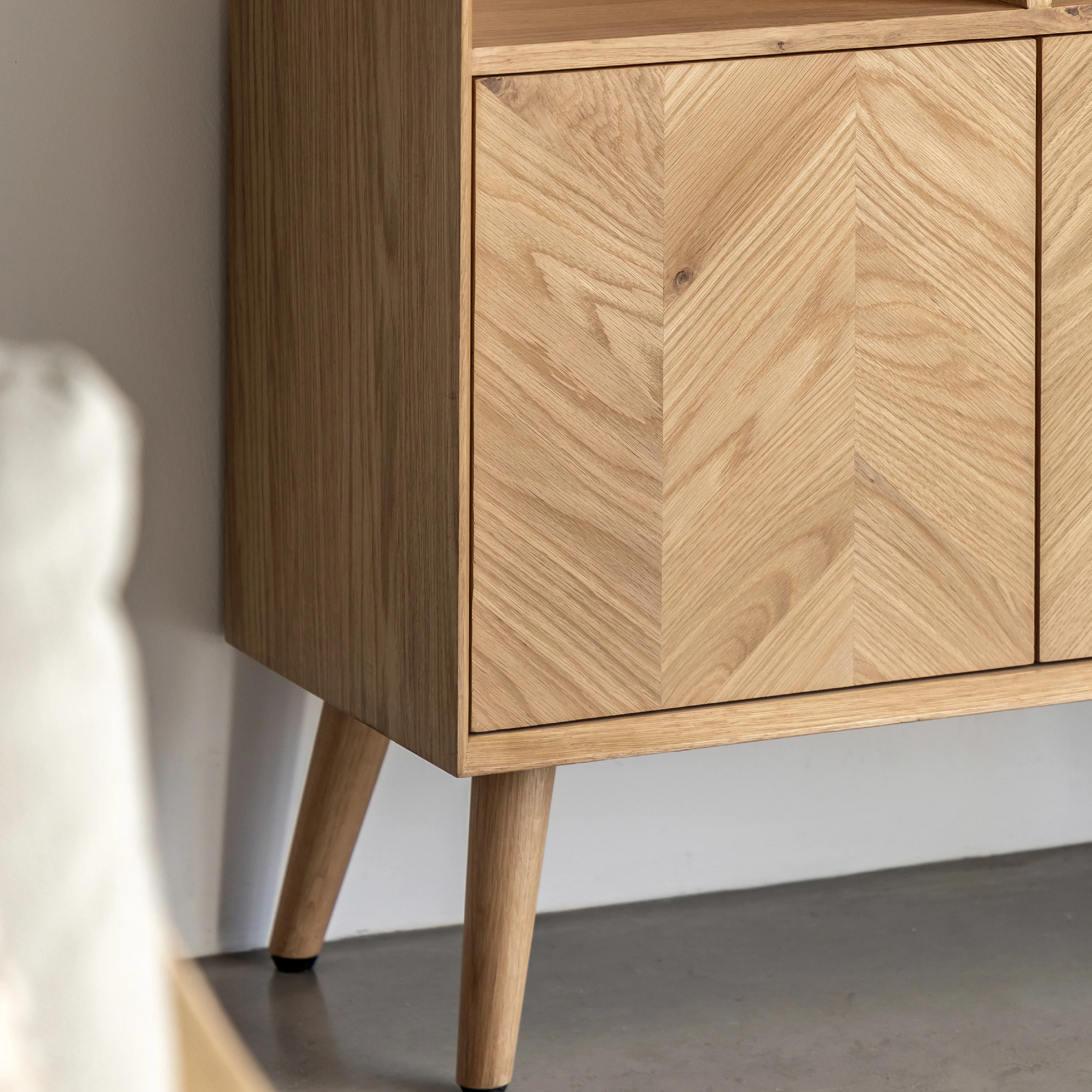 Milano Chevron 2 Door Open Display Unit | Oak - Image 5