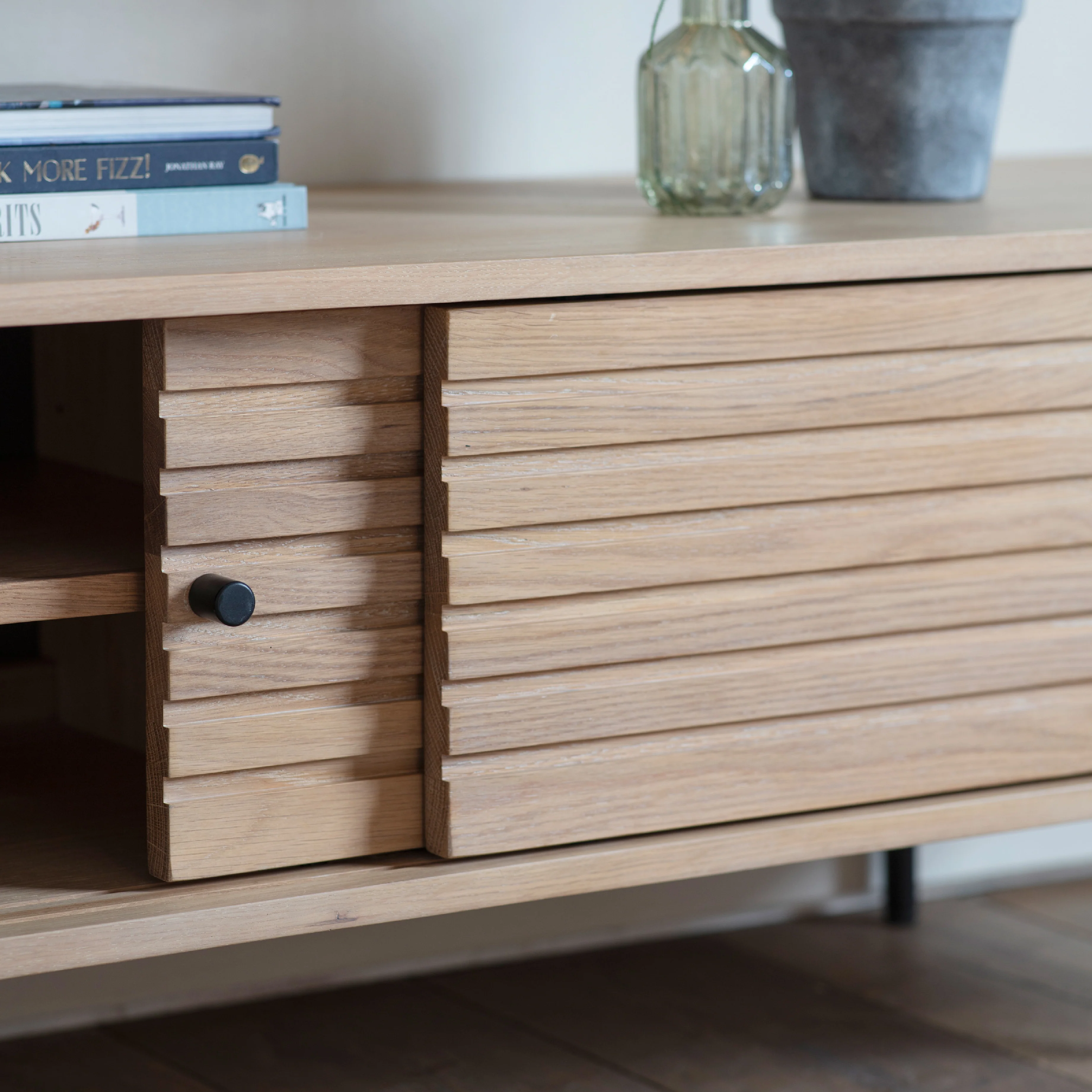 Okayama Japandi 2 Door Media Unit | Oak - Image 5