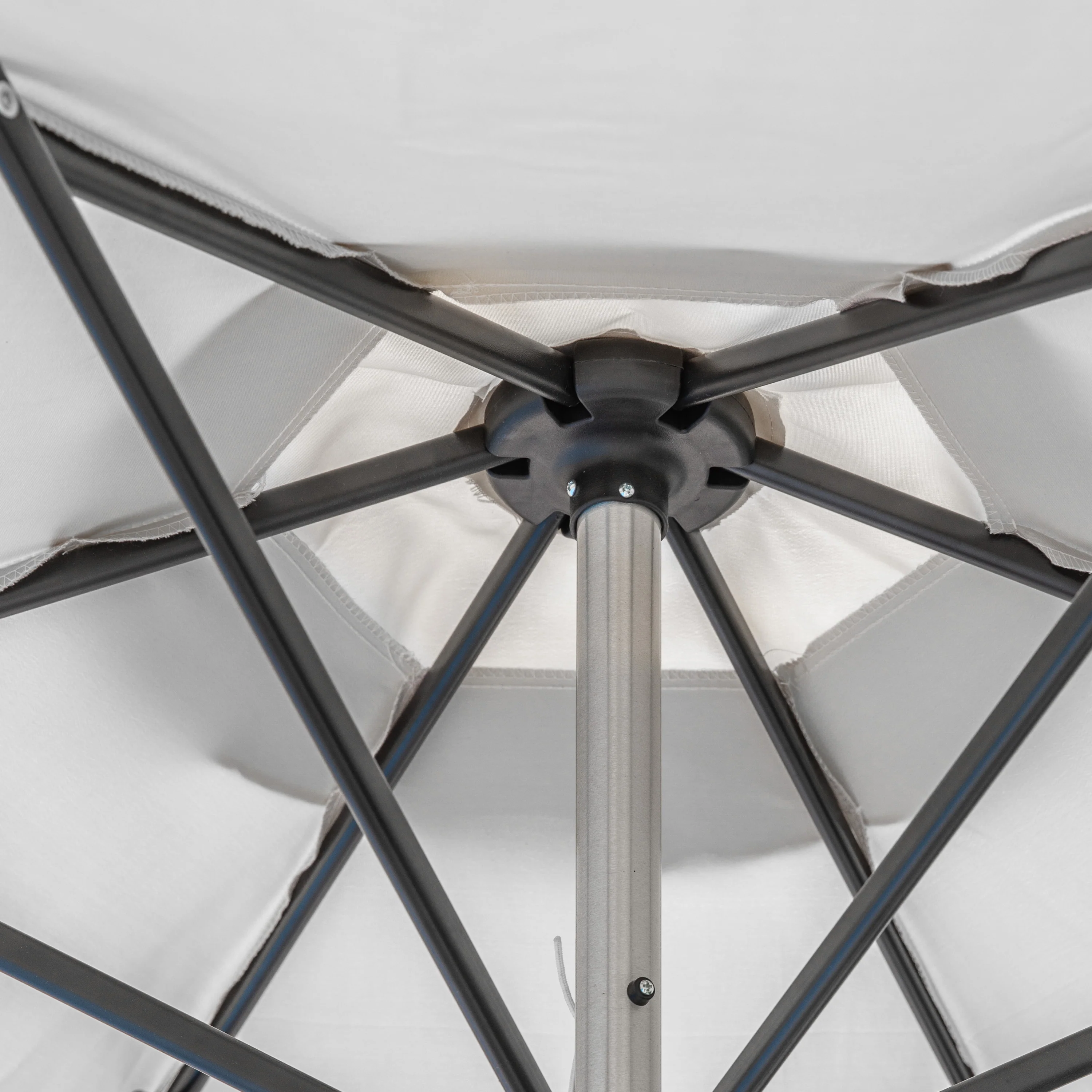Outdoor Vazzano Parasol | Grey | 2.7m - Image 3