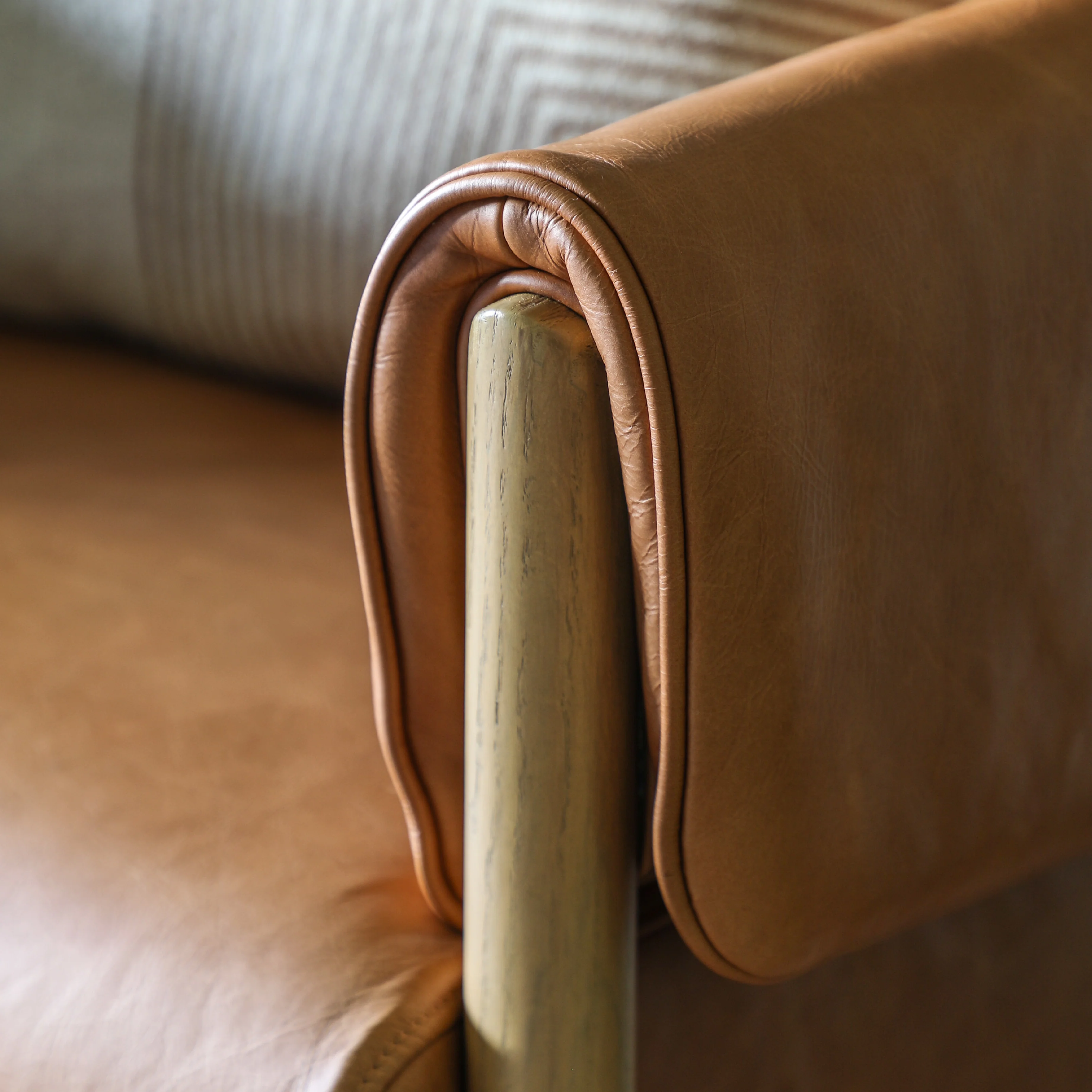 Stratford Leather Armchair | Brown - Image 5