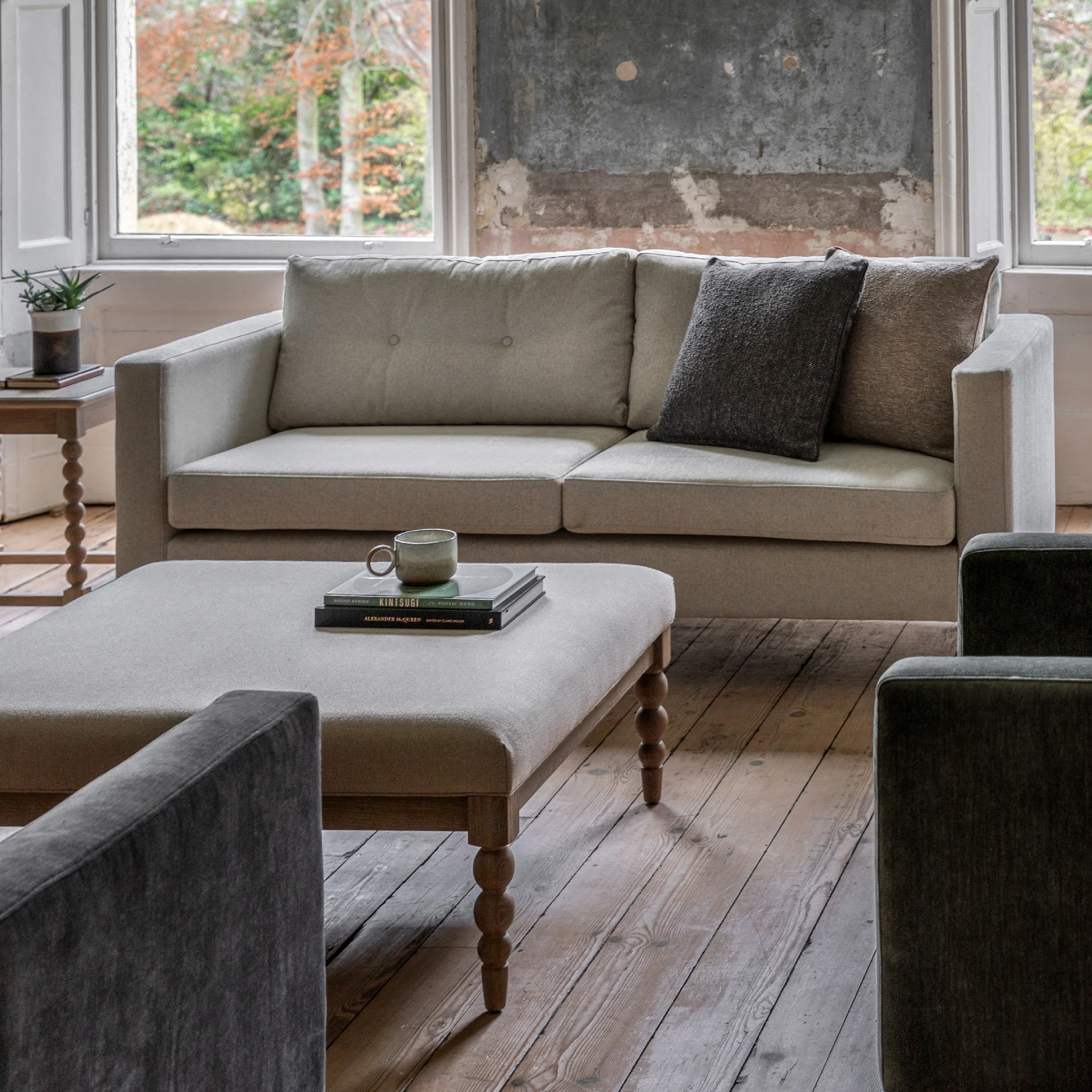 Whitwell Button 3 Seat Sofa | Light Grey - Image 2