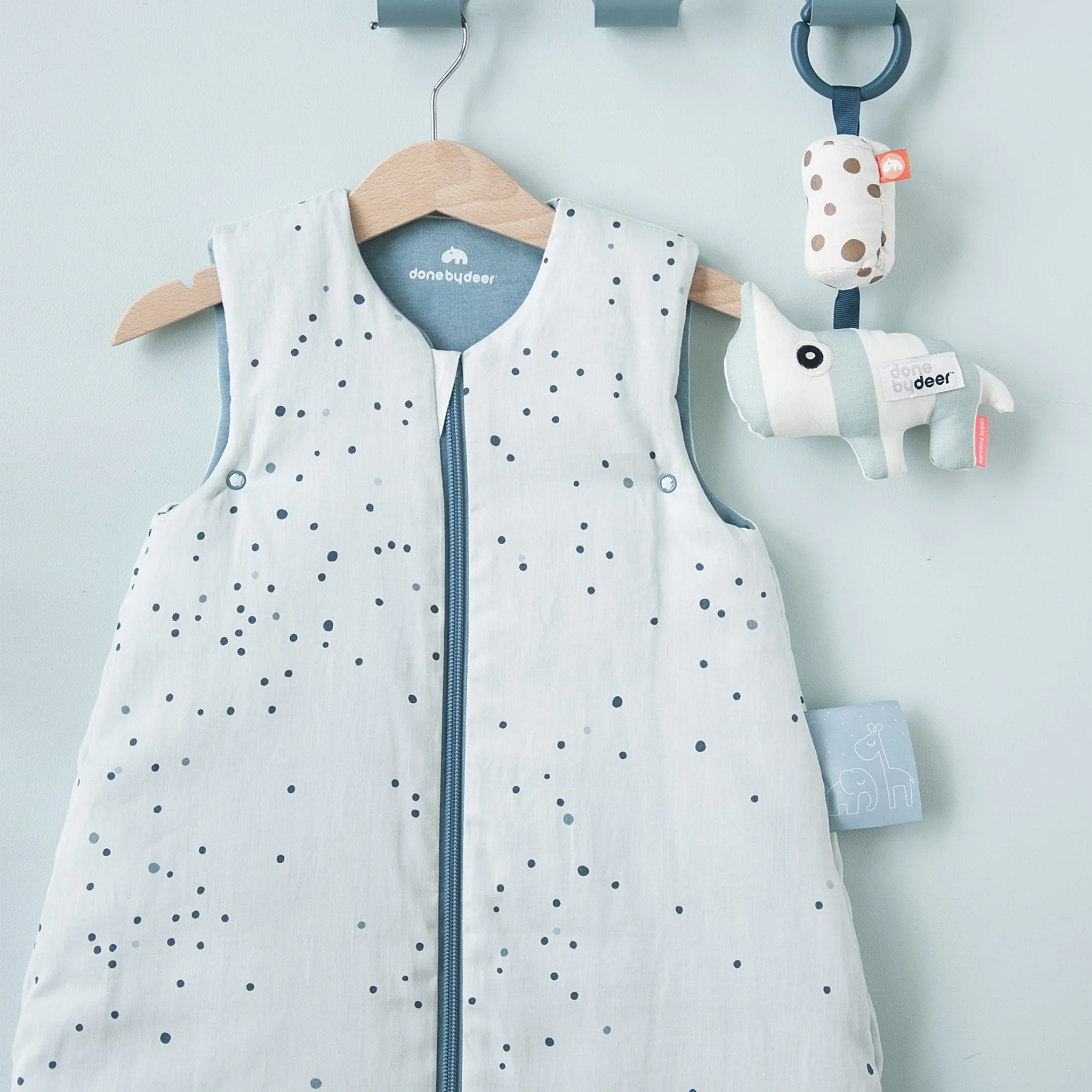 Sleepy Bag | Dreamy Dots | Blue | 90cm | 2.5 Tog - Image 2