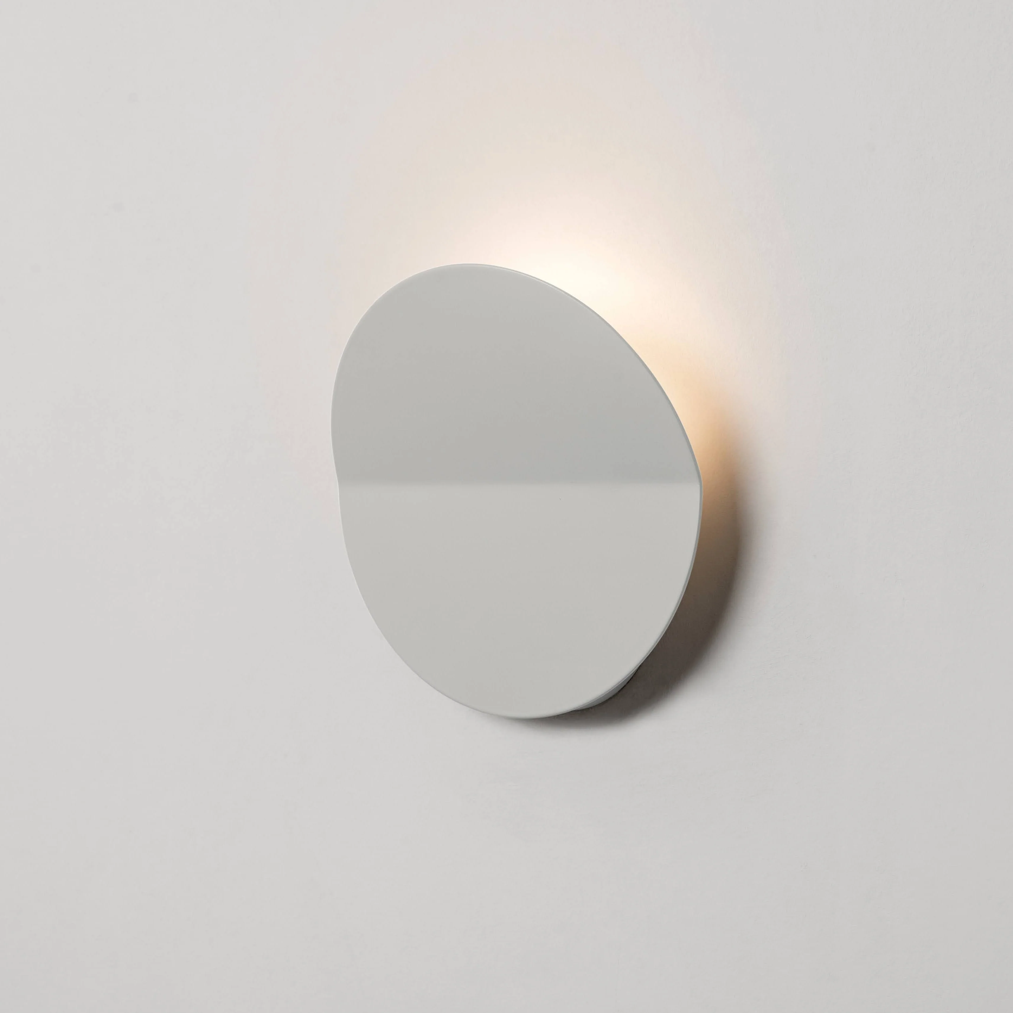 Round Diffuser Wall Light | Sand - Image 4