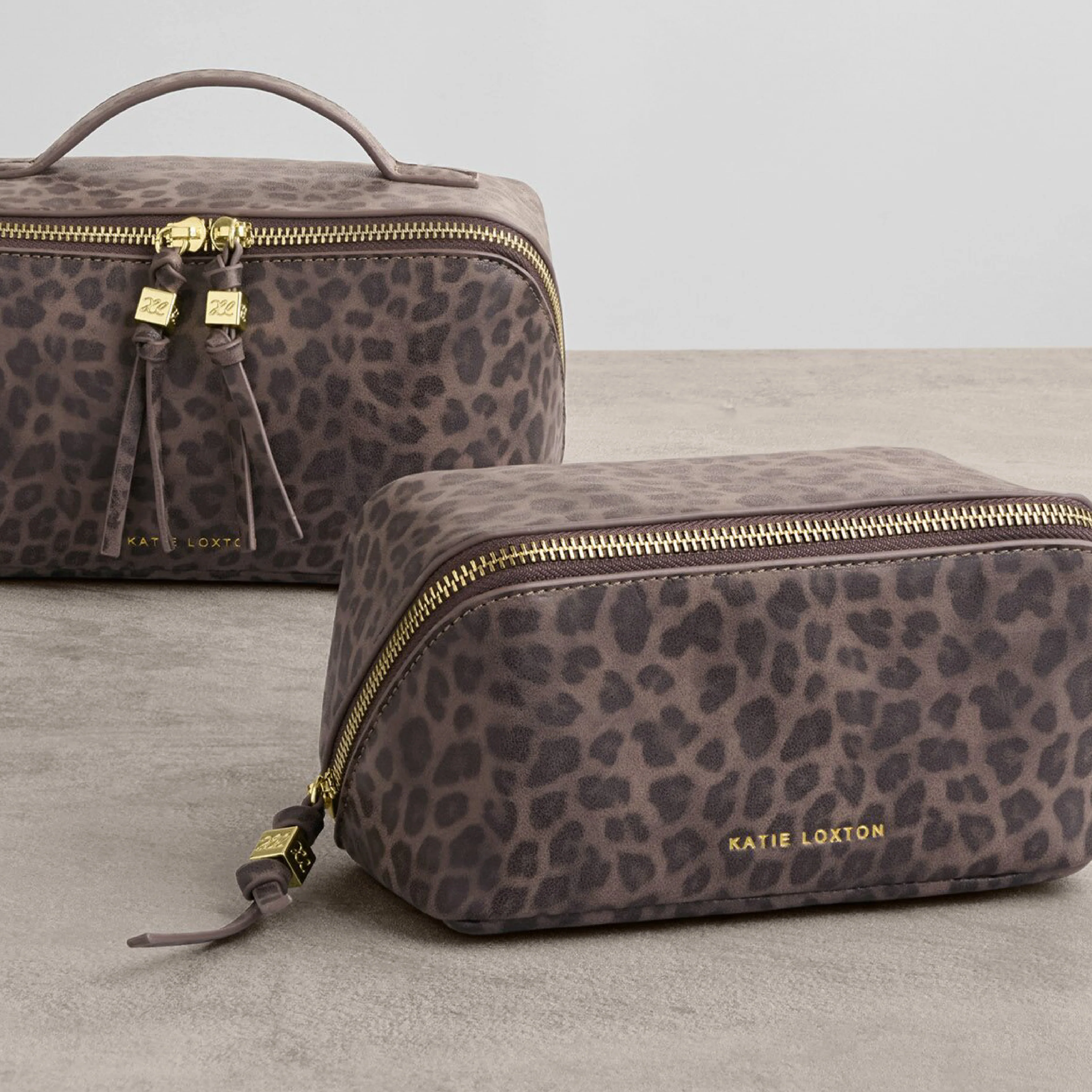 Fold-Out Make Up Bag with Mirror | Leopard Print - Image 2
