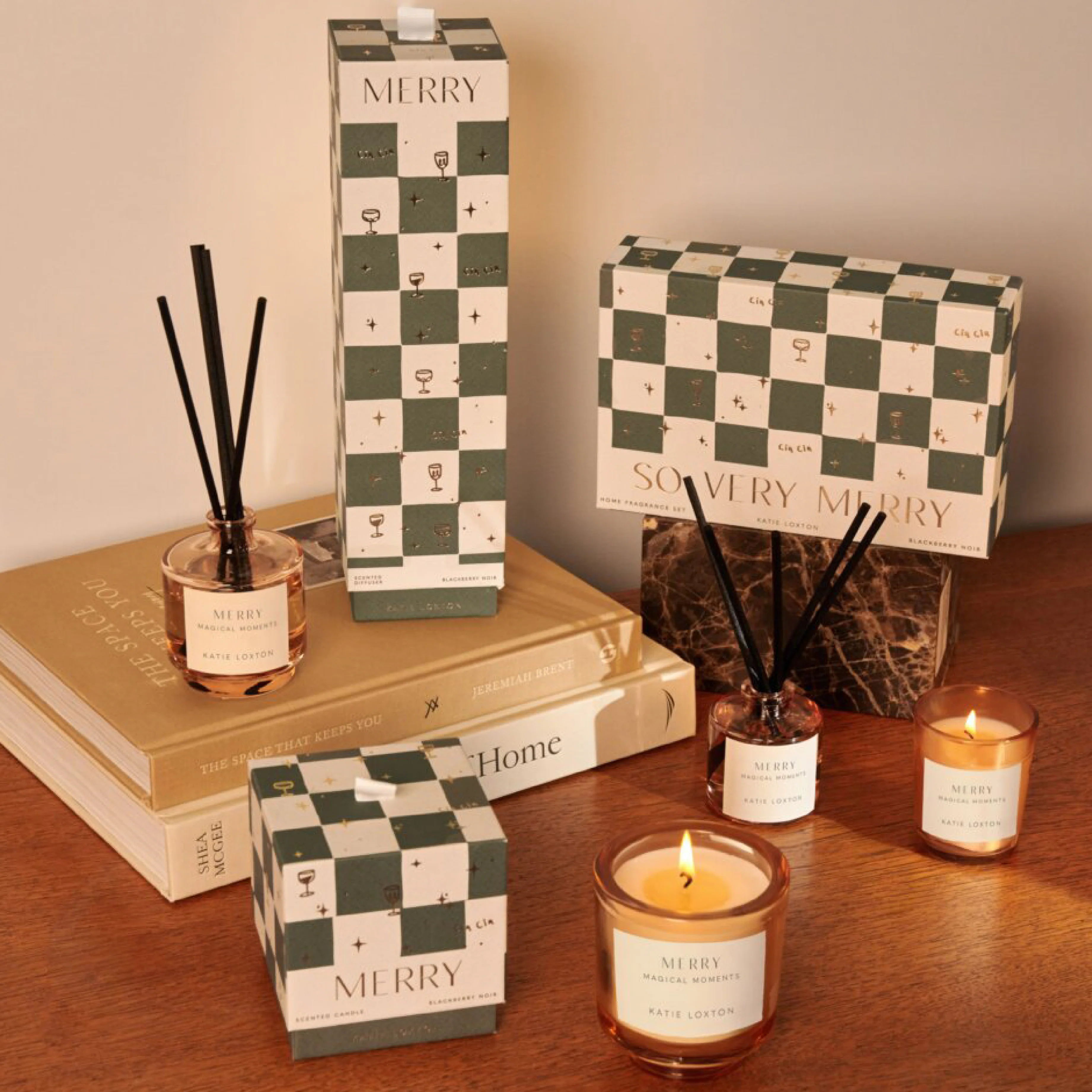 'Merry' Sentiment Candle | Blackberry Noir - Image 4