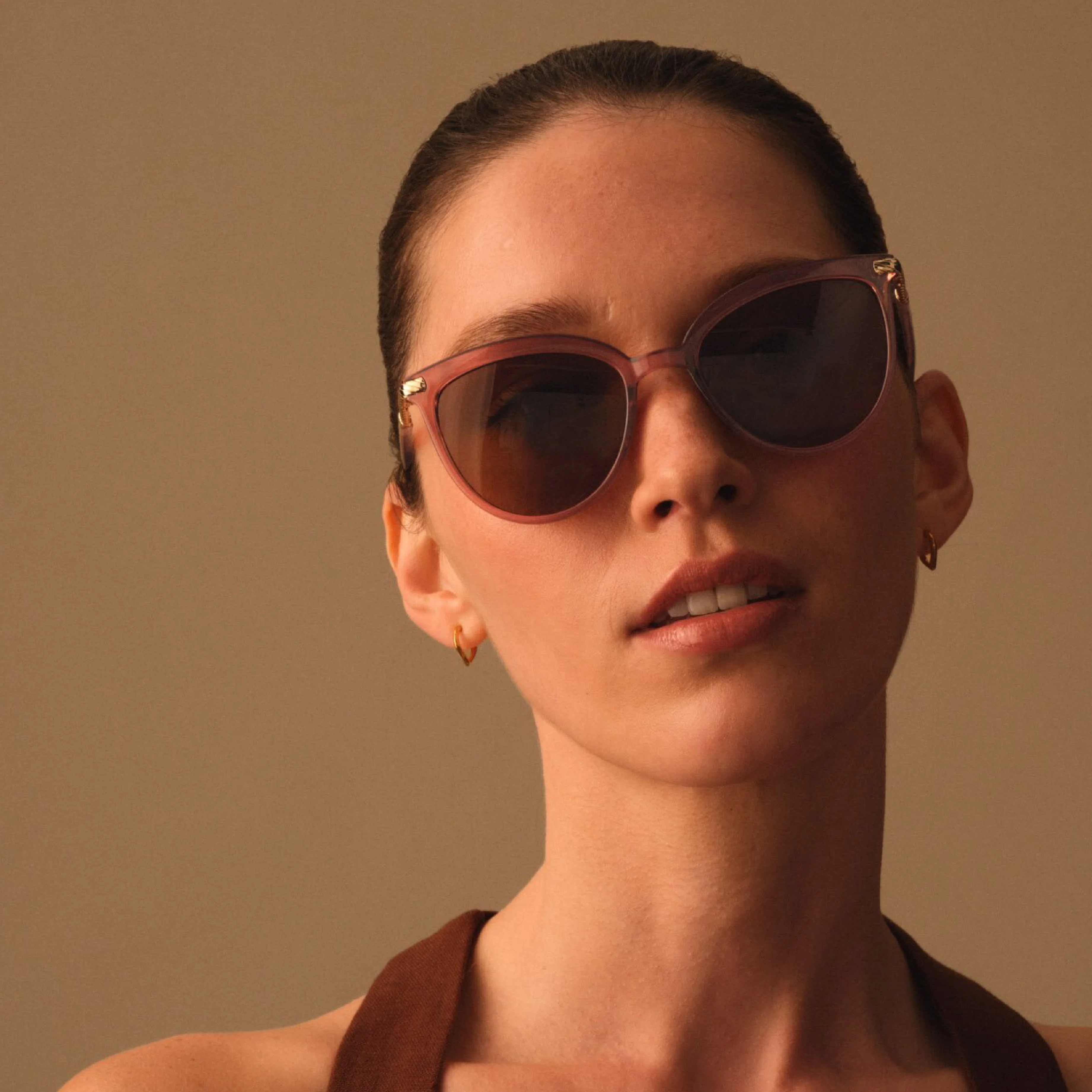 Ravello Round Sunglasses | Cherry Transparent - Image 4