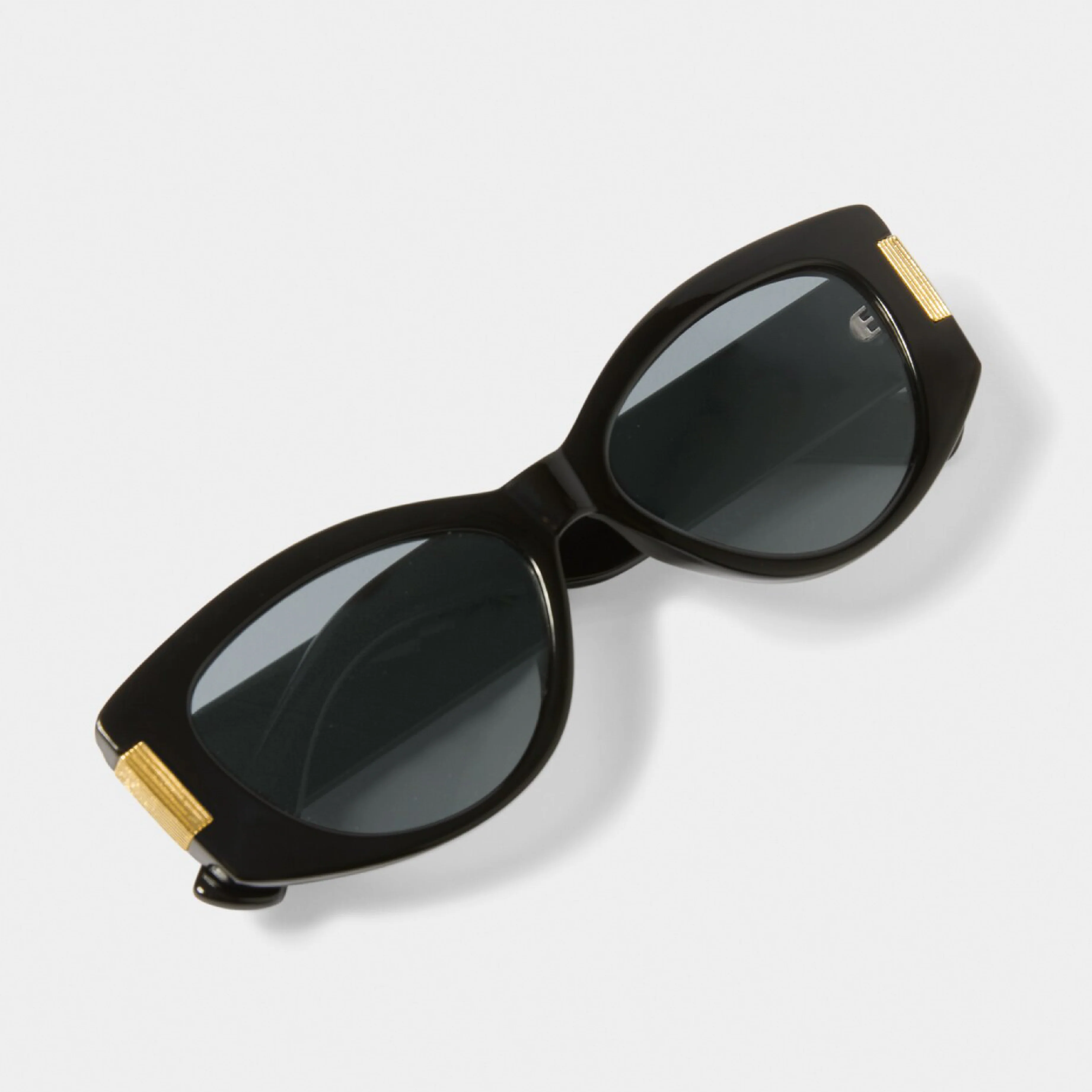 Rimini Cat-Eye Sunglasses | Black - Image 4