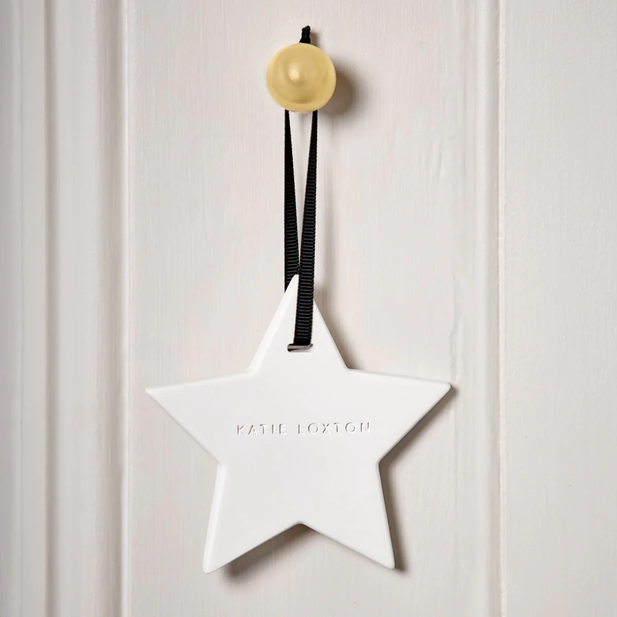 'Winter' Hanging Ceramic Star Diffuser | Cinnamon & Nutmeg Chai - Image 2