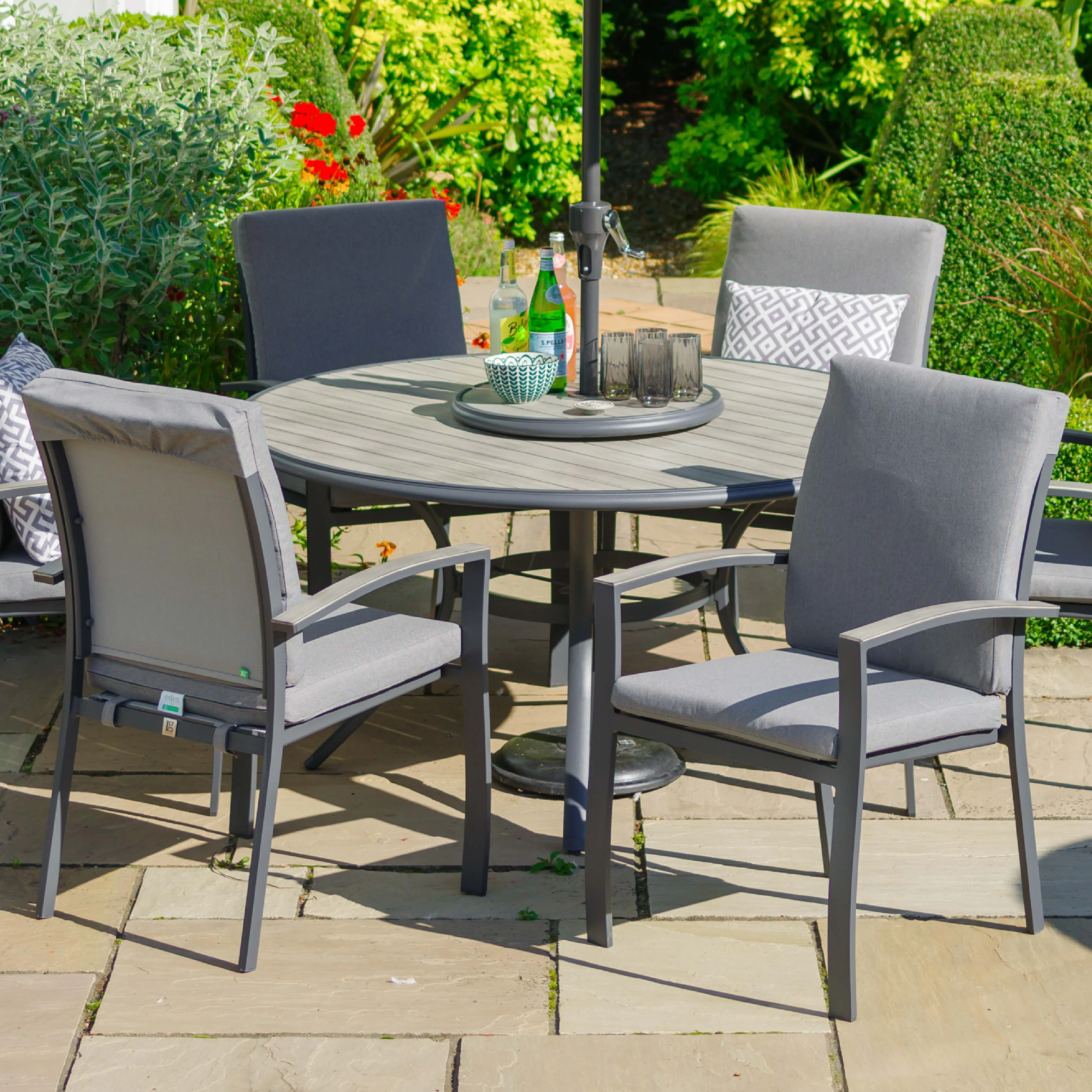 Turin Outdoor Cushioned Armchairs | Set of 2 - Image 2