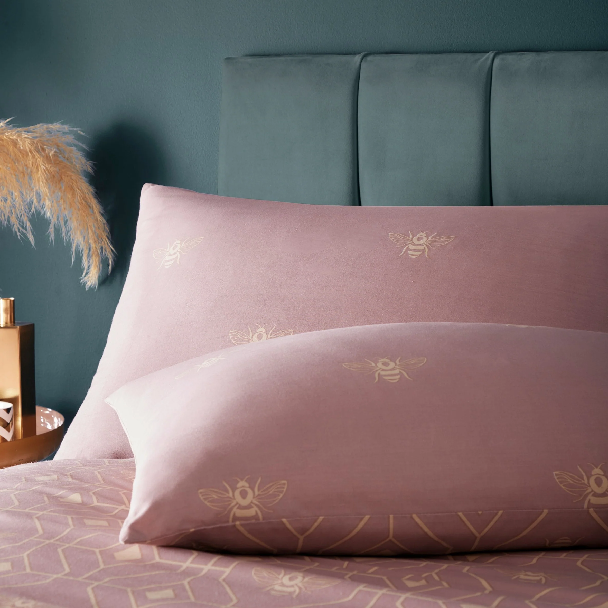 Geometric Bee Duvet Cover Set | Blush - Image 2