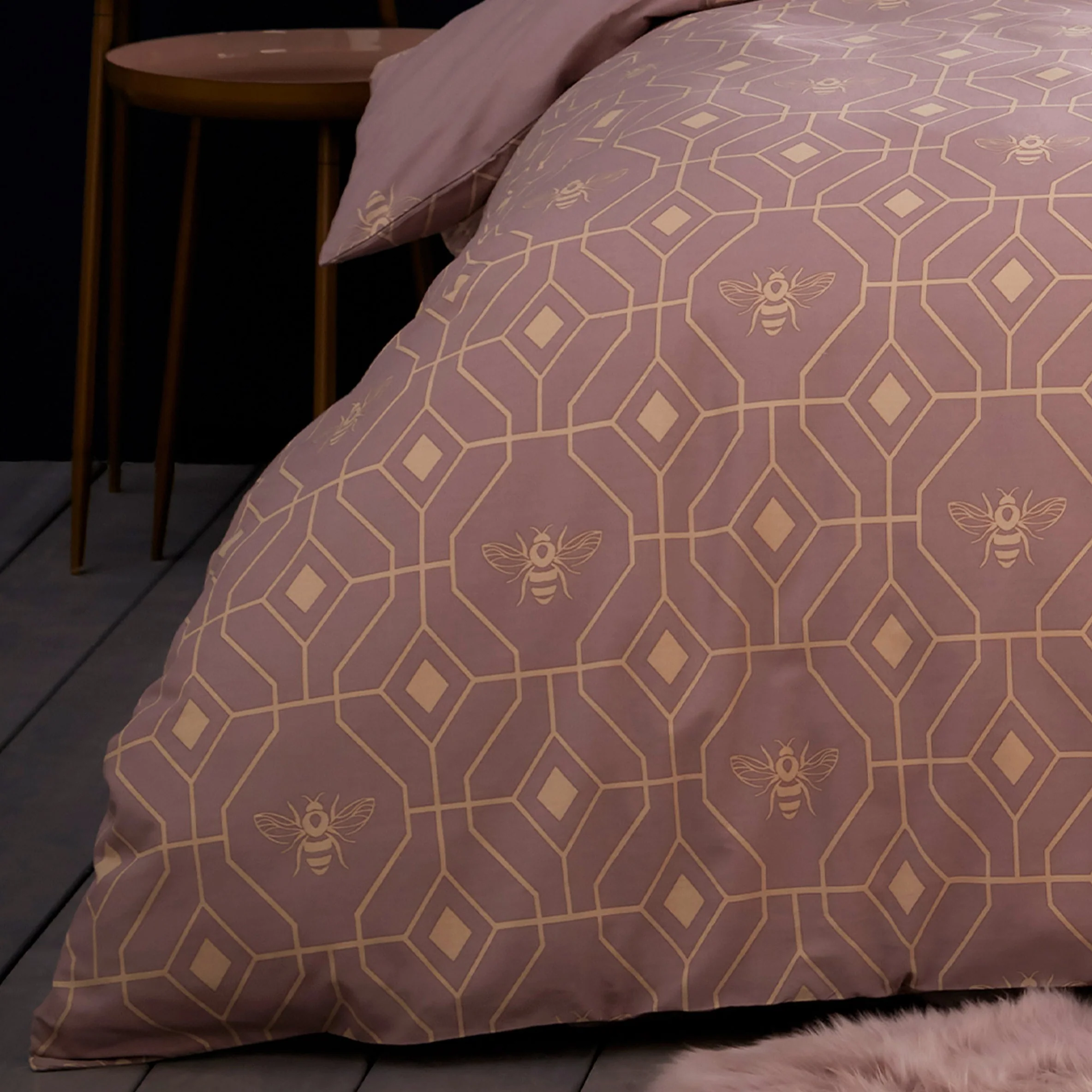 Geometric Bee Duvet Cover Set | Blush - Image 3
