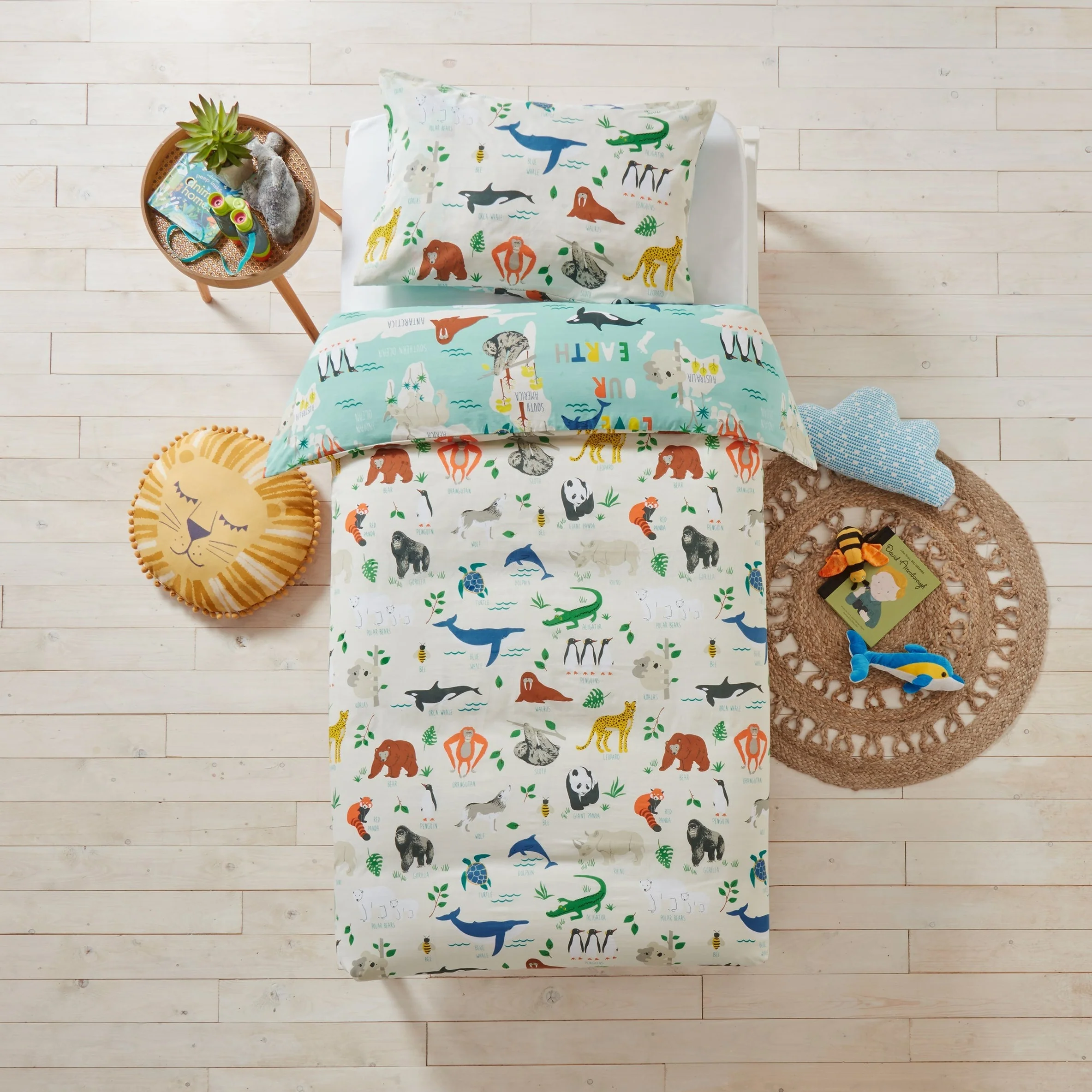 Love Our Earth Kids Duvet Cover Set | Blue - Image 3