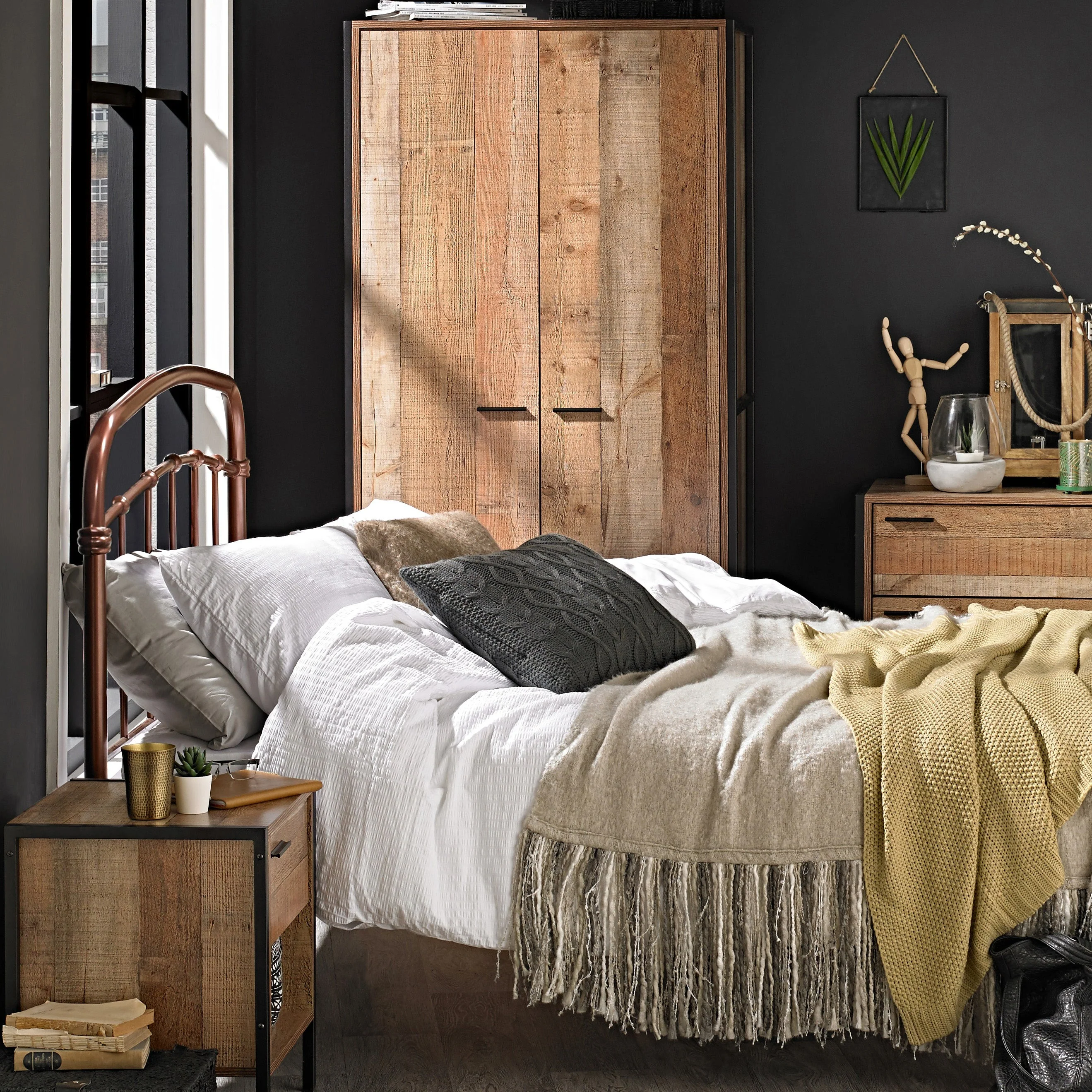 Hoxton 2 Door Wardrobe | Distressed Oak - Image 2