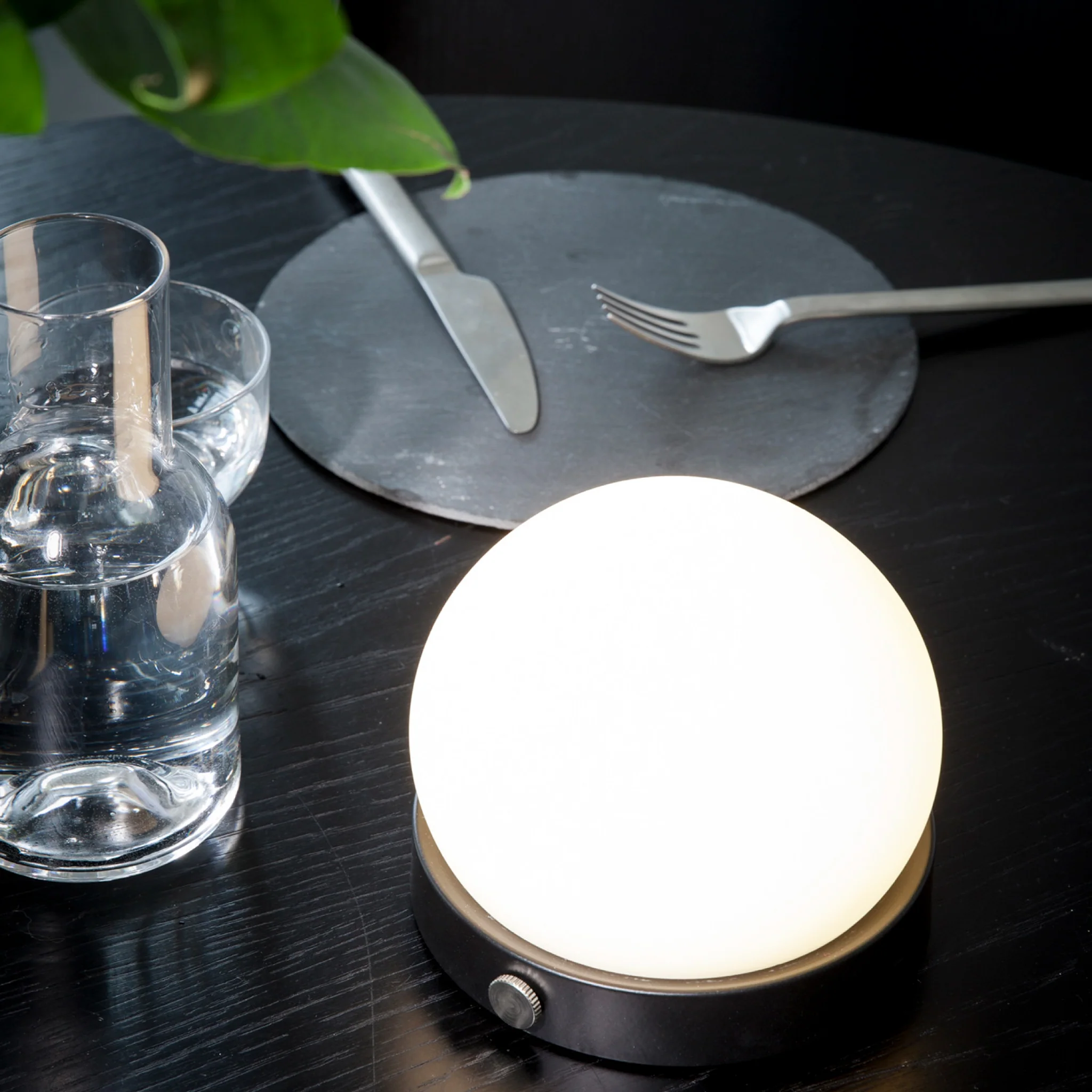 Carrie Lamp | Black - Image 5
