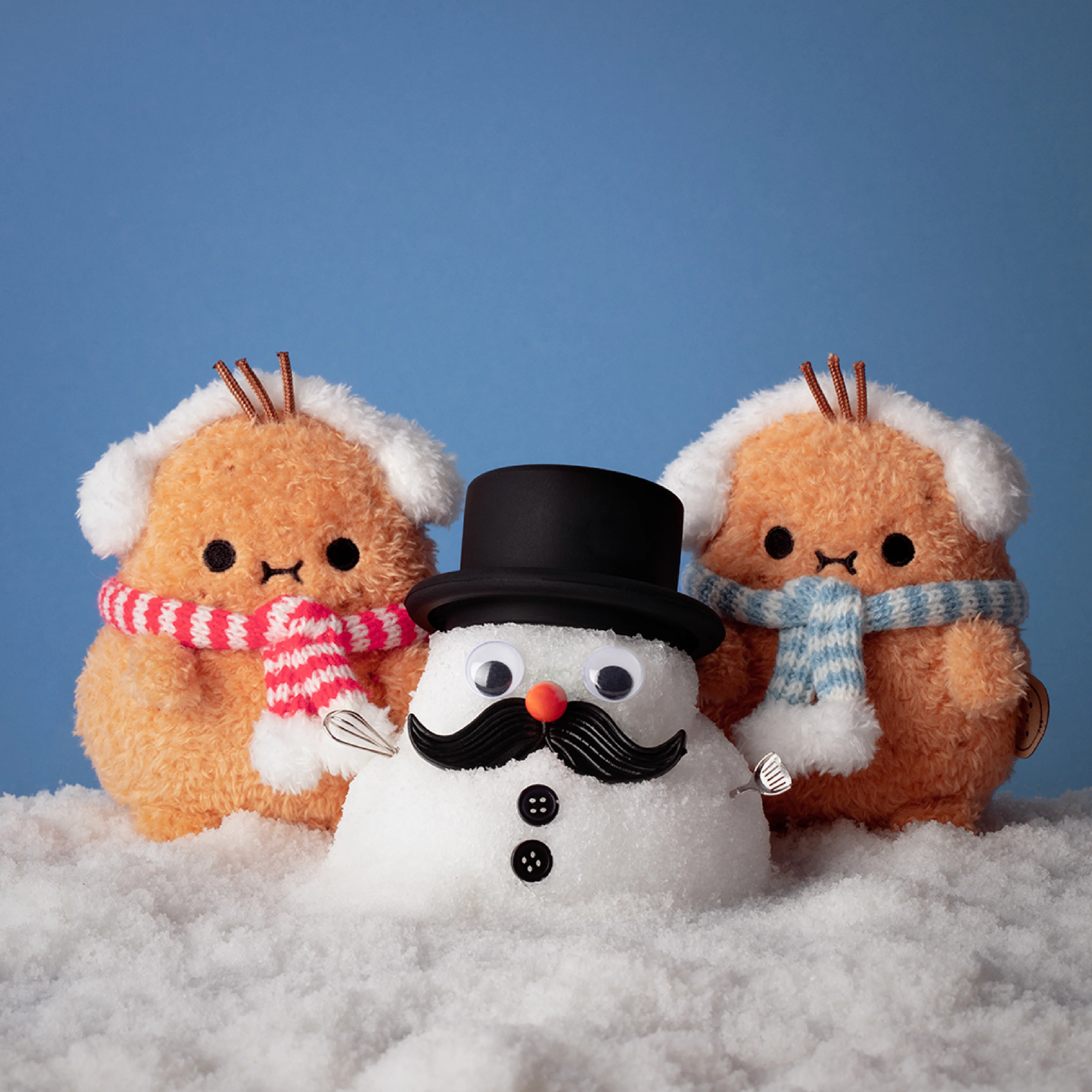 Frosty Bluescarf Ricespud Mini Sitting Plush Toy - Image 2