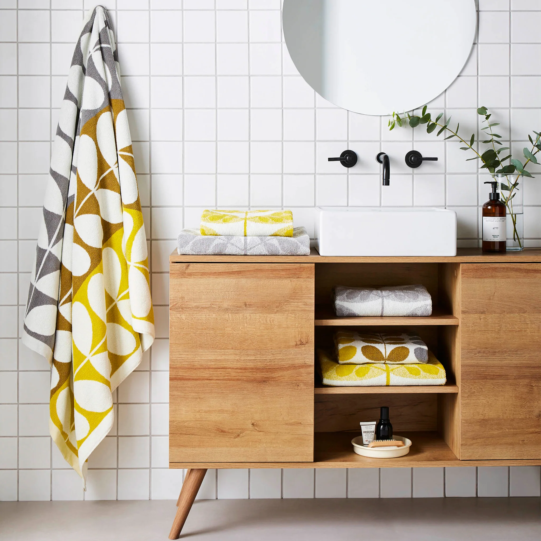 Trio Stem Bath Towel | Dune - Image 3