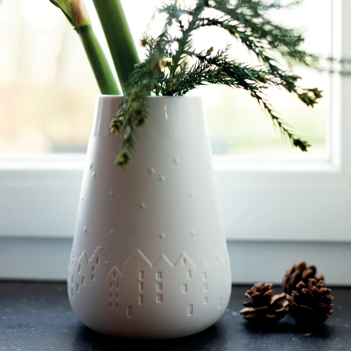 Embossed Winter City Vase | 20.5cm - Image 4