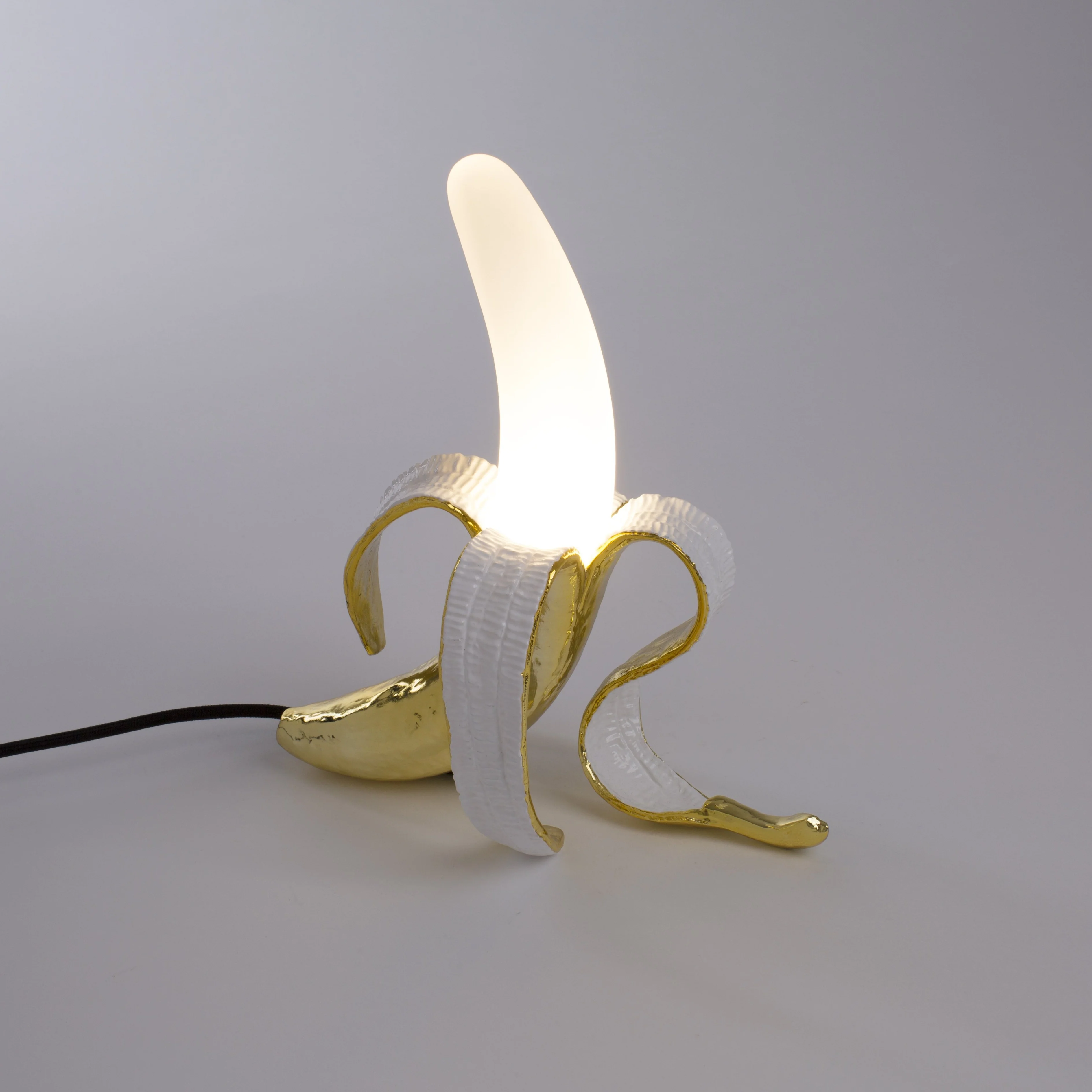 Banana Lamp | Gold | Louie - Image 2