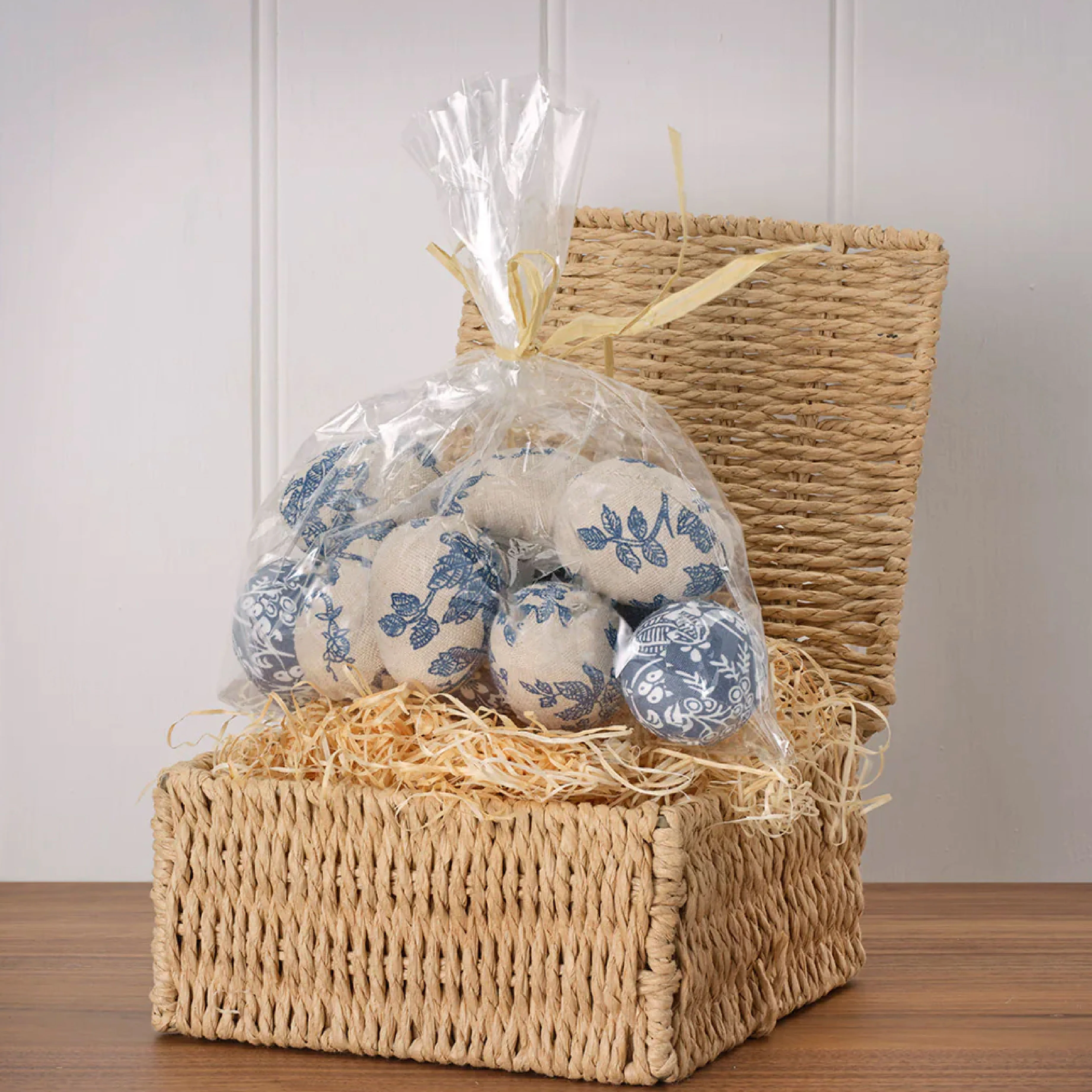 Decorative Easter Eggs | Blue & Cream - Image 3