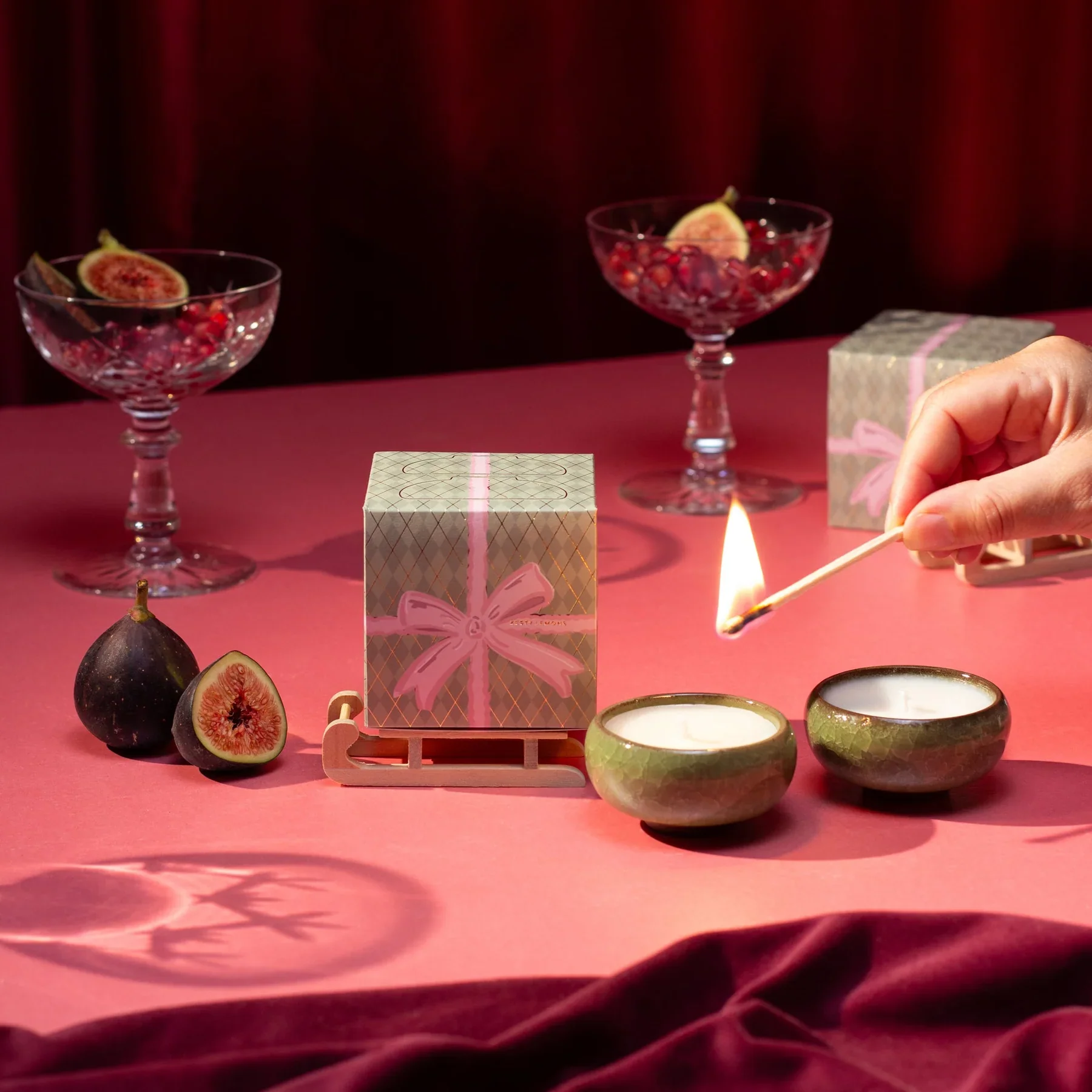 Sparkle Season 'Christmas Bow' Tealights | Myrrh & Tonka | Set of 2 - Image 2